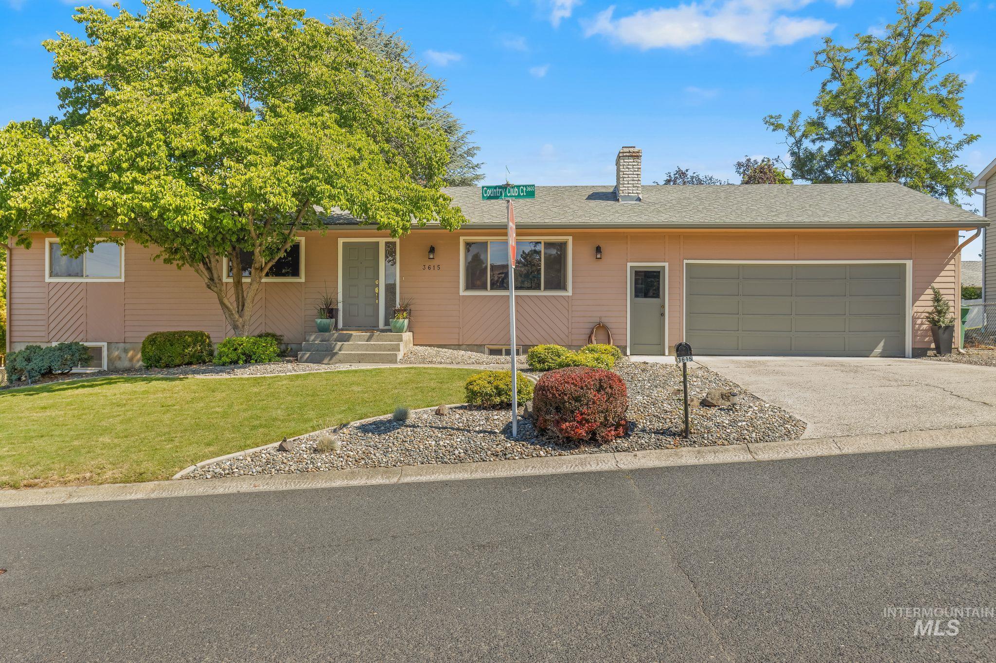 3615 Country Club Drive, Lewiston ID 83501
