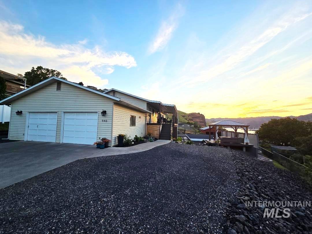 940 Coulter Ln, Clarkston WA 99403