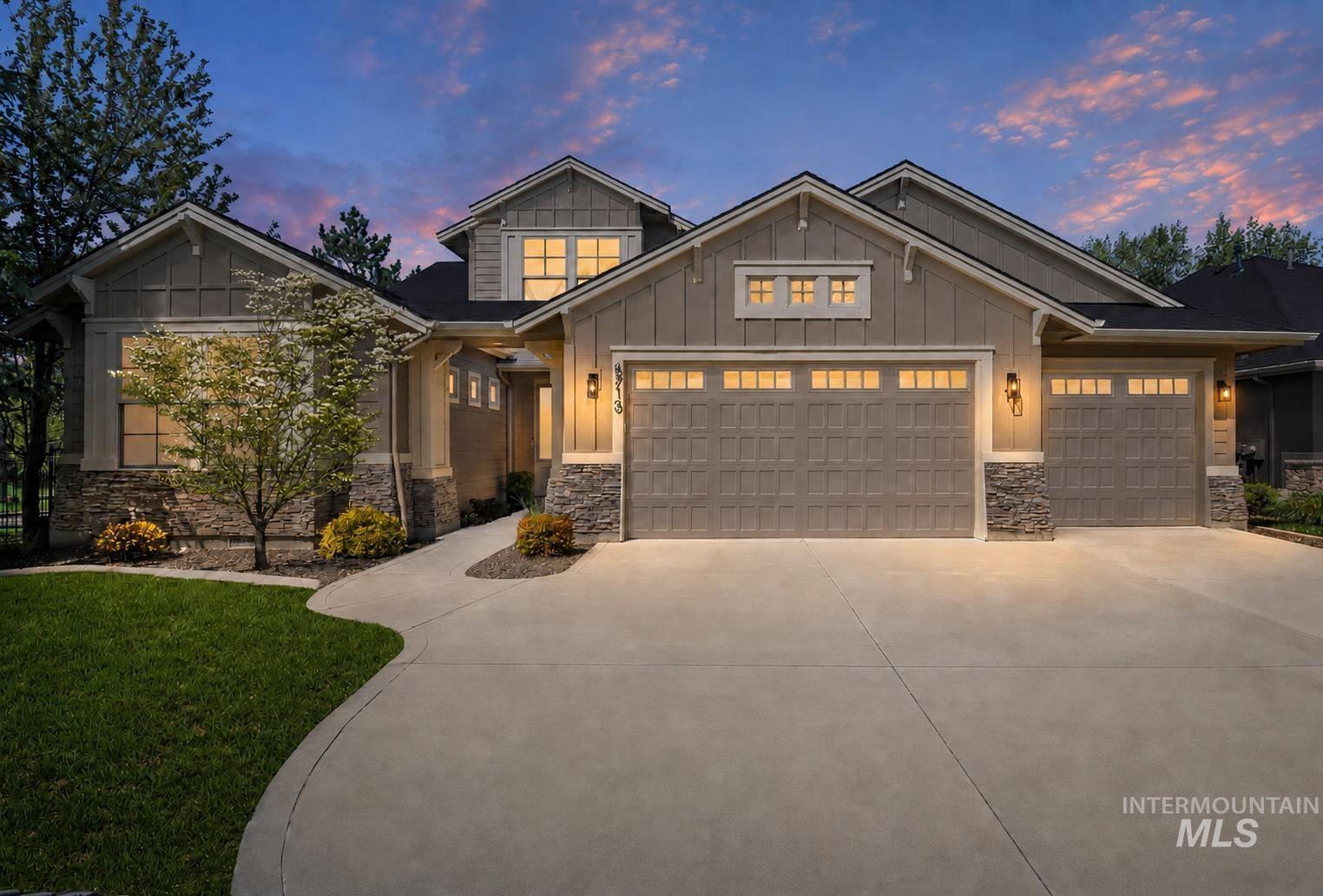 6713 N Moon Drummer Way, Meridian ID 83646