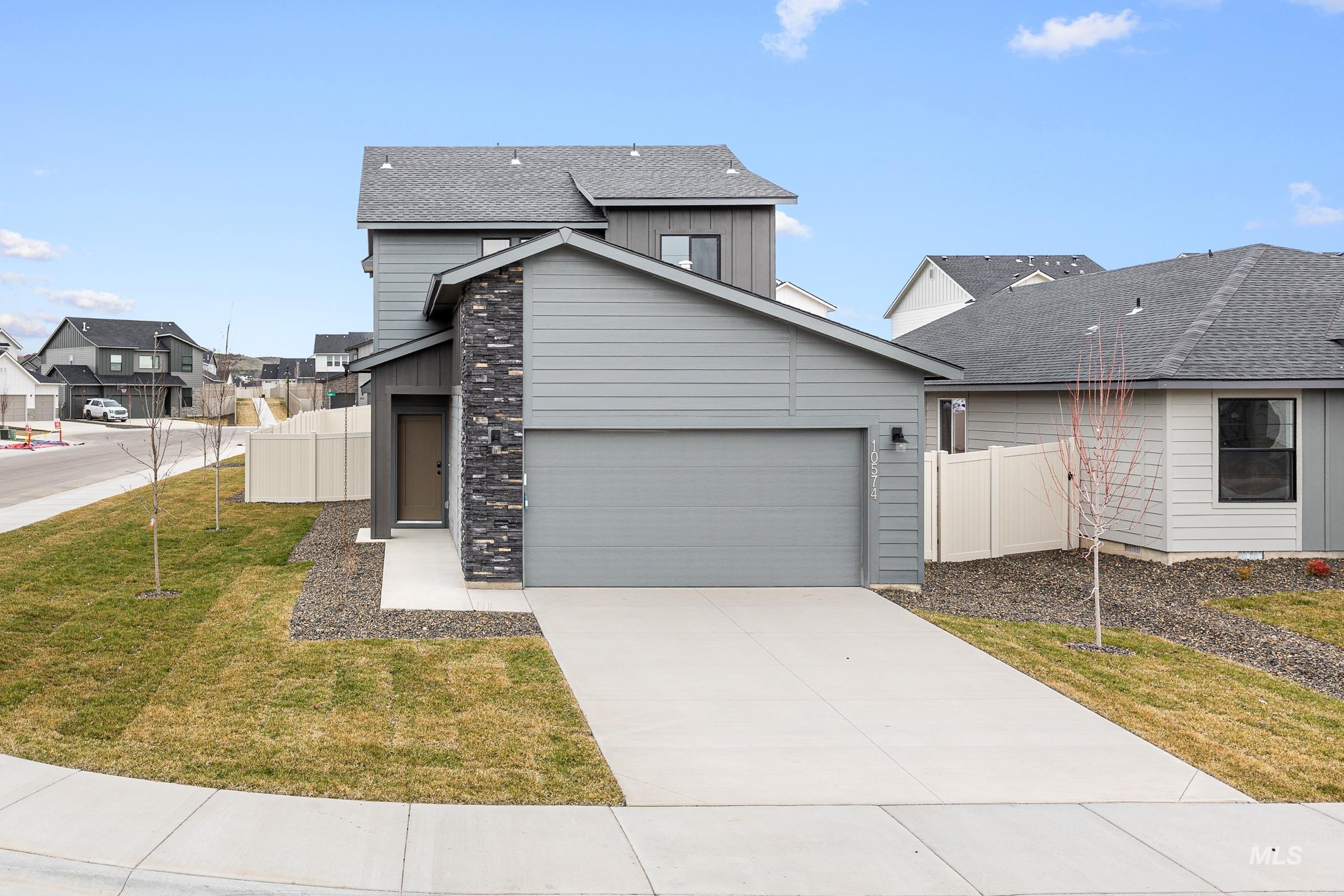 1553 W Braden Dr, Meridian ID 83642