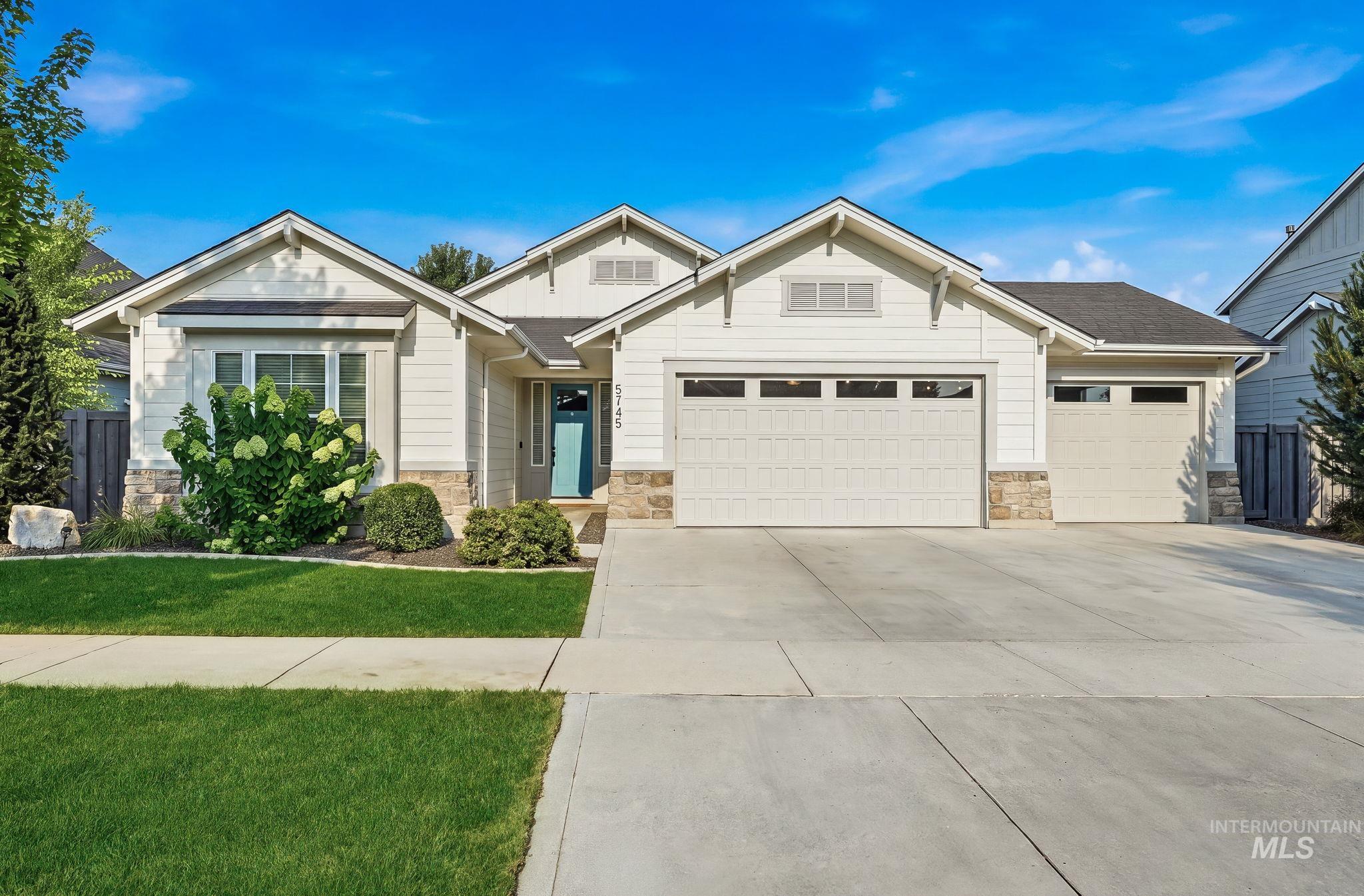 5745 S Stockport Ave, Meridian ID 83642