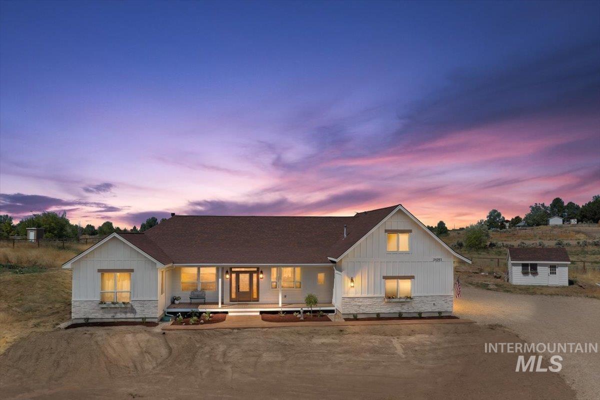 26283 Eric Ln, Middleton ID 83644