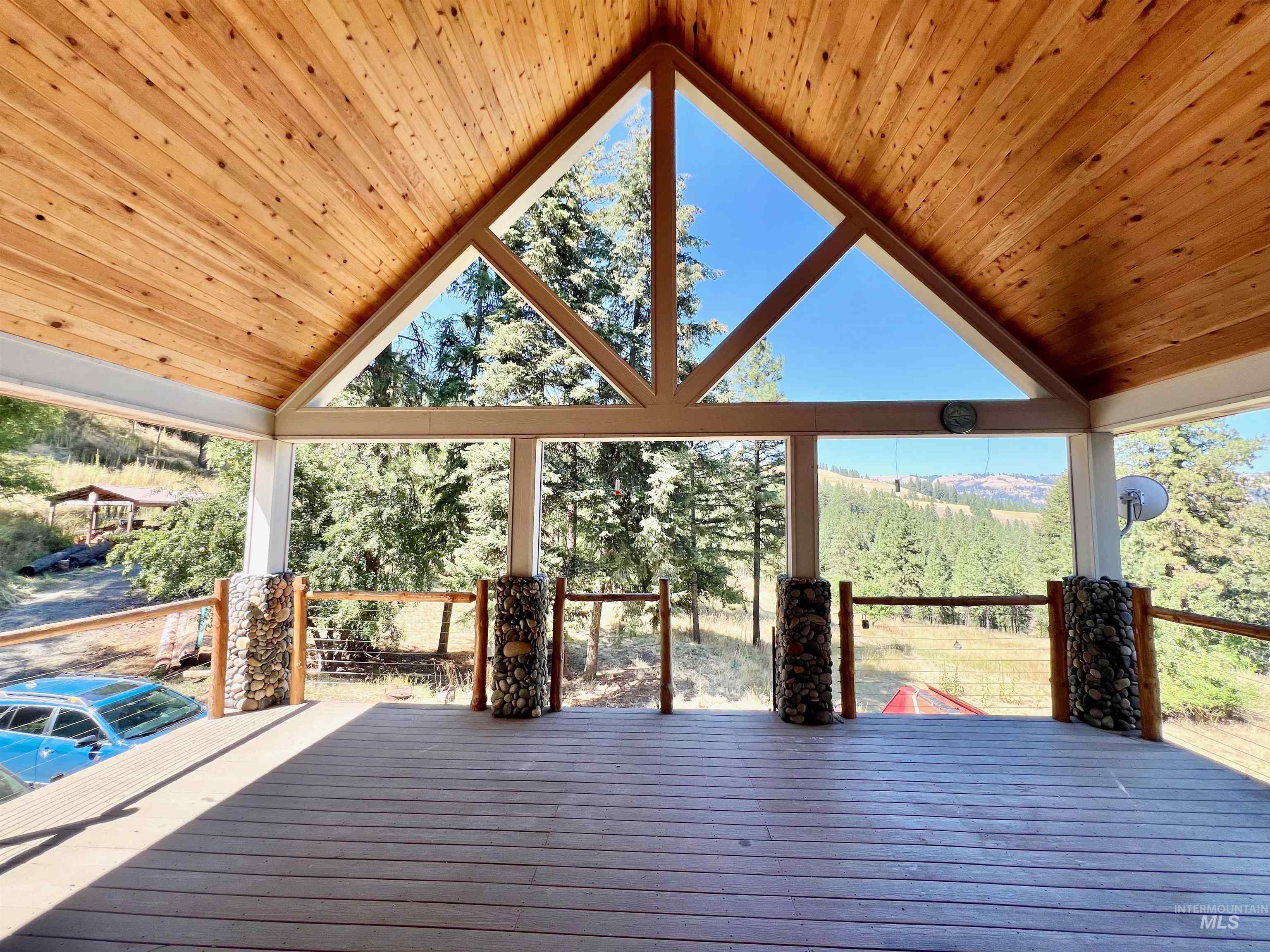 22545 Angel Ridge Road, Peck ID 83545