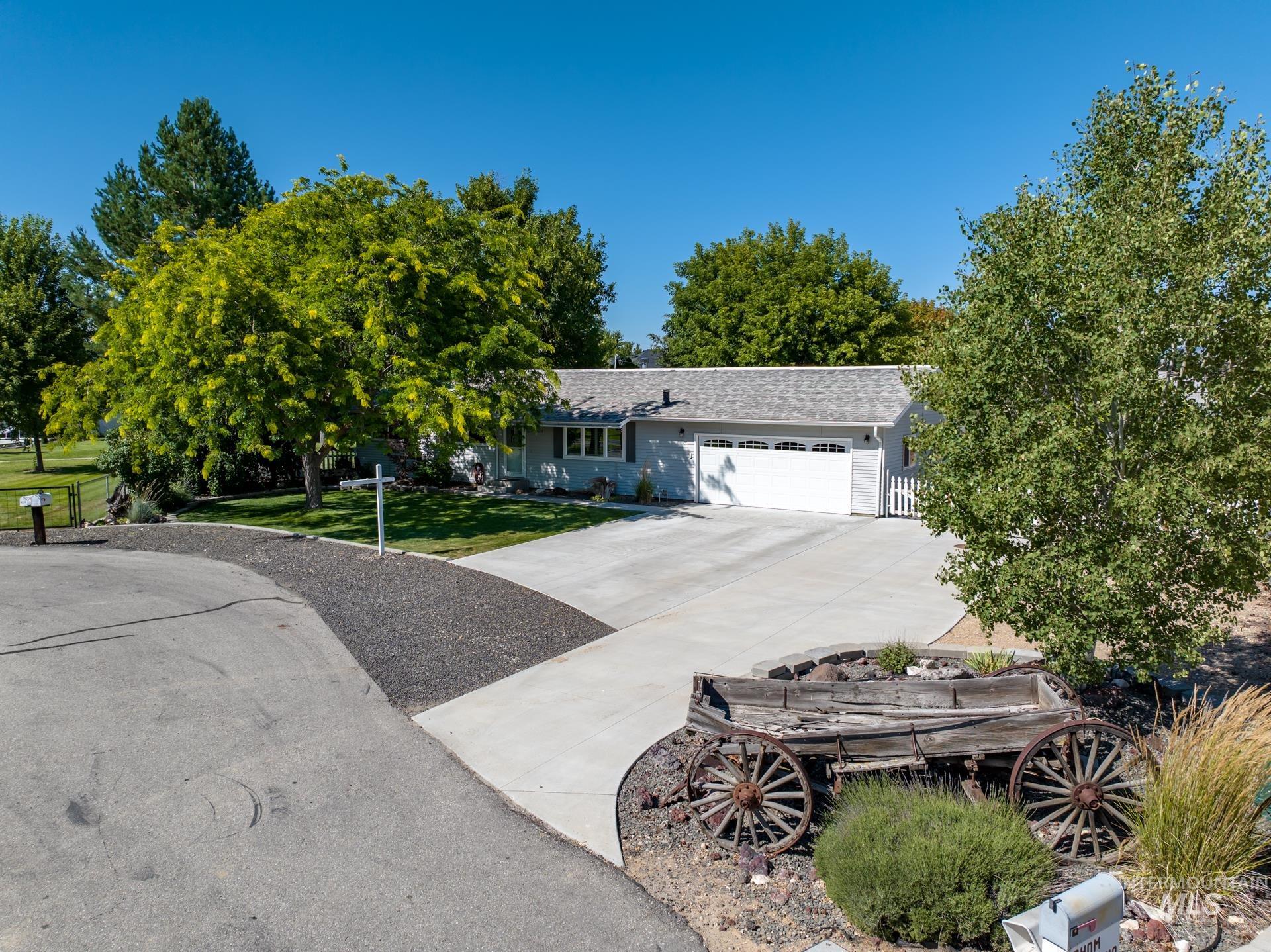 4230 N Patriot Cir, Meridian ID 83646