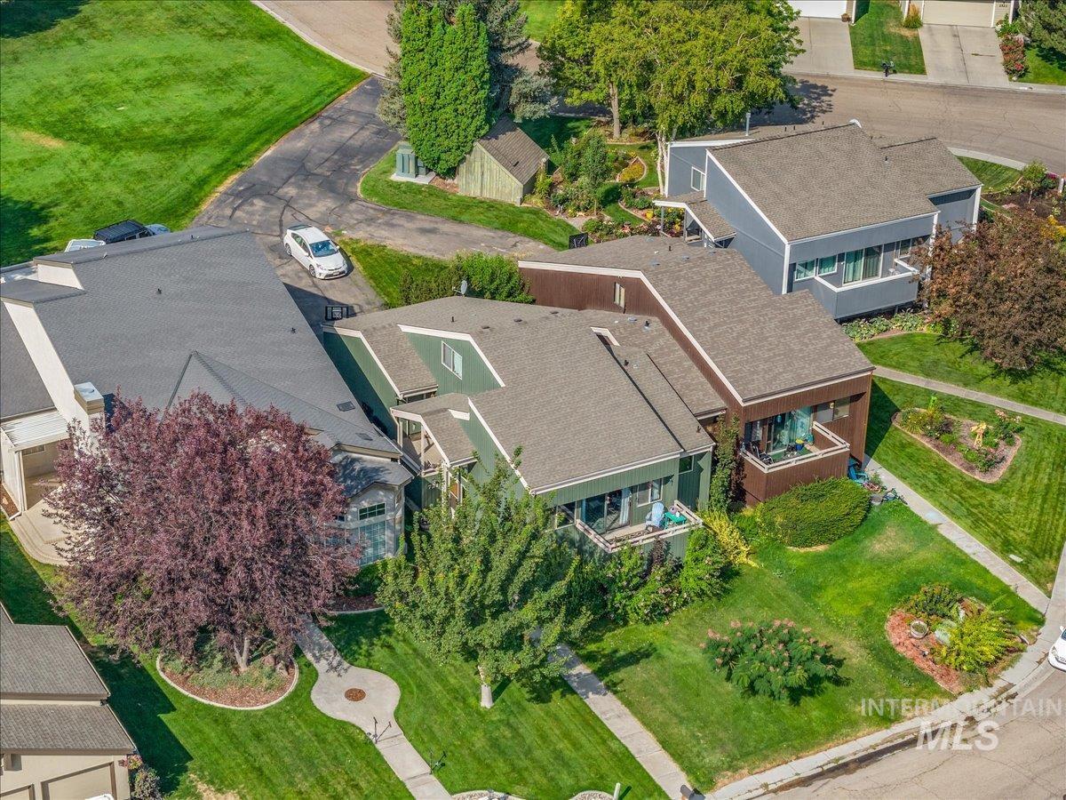 721 Parkside Way, Nampa ID 83686