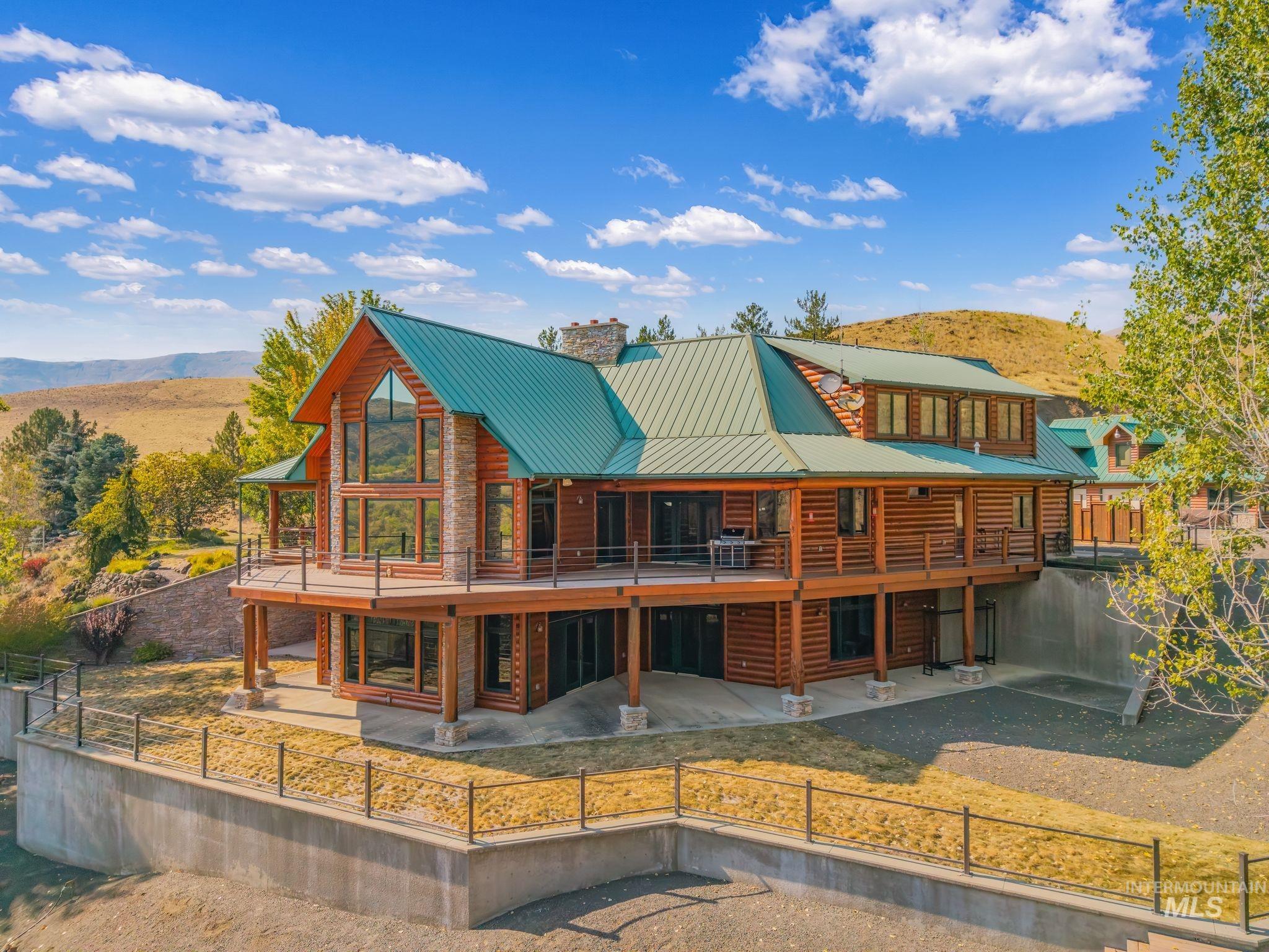 327 Two Bears Rd., White Bird ID 83554