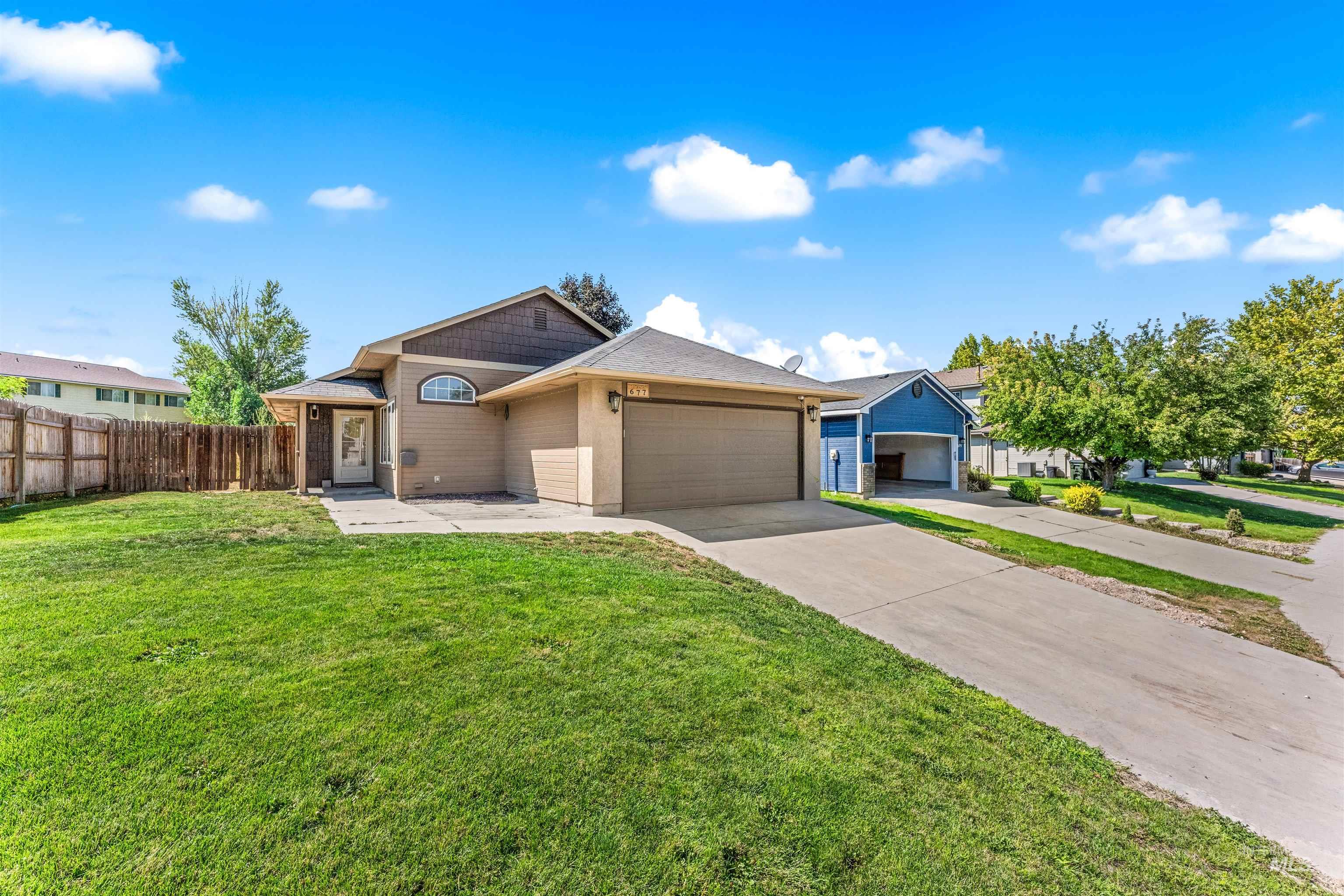 677 N Shady Grove Way, Kuna ID 83634