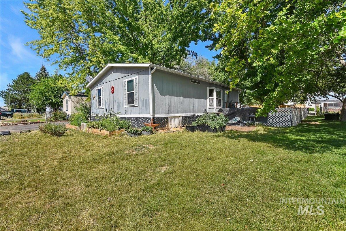 951 W Avalon # 9, Kuna ID 83634