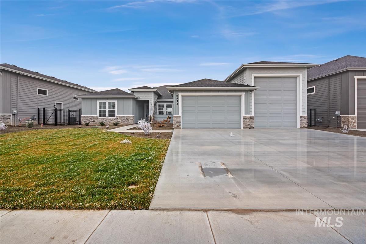 9953 S Peregrine Falcon Ave, Nampa ID 83686