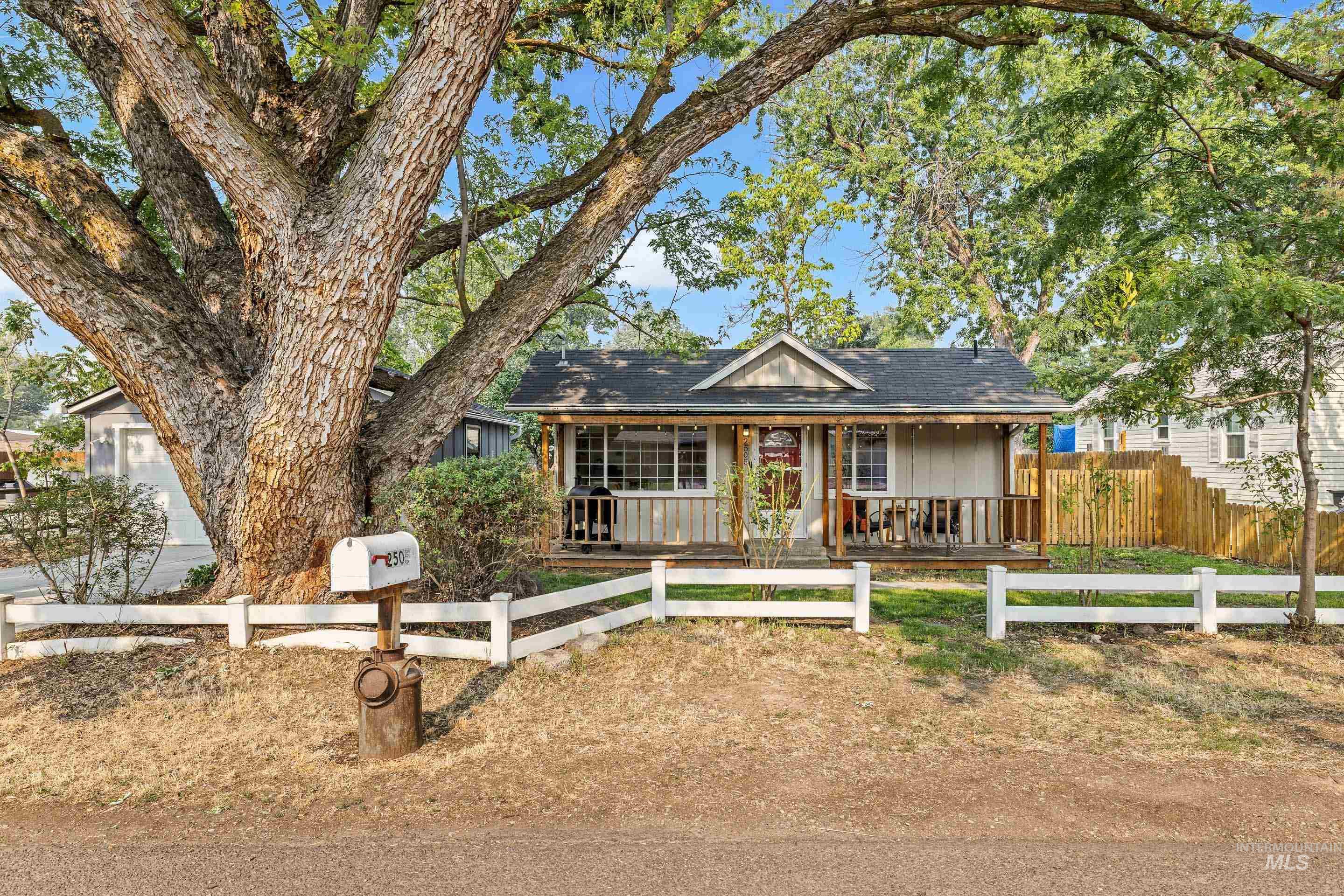 2505 S Annett St, Boise ID 83705