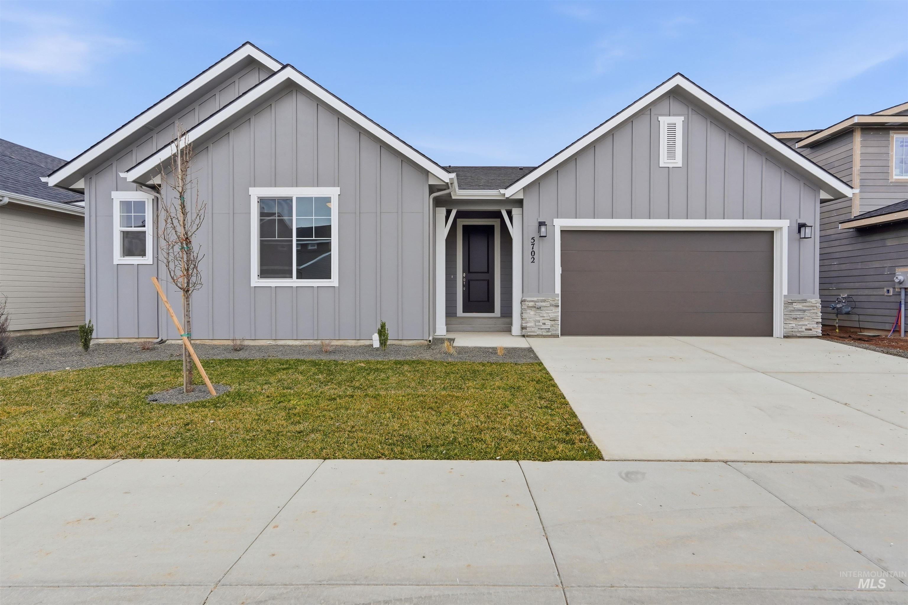 5702 W Ladle Rapids St, Meridian ID 83646