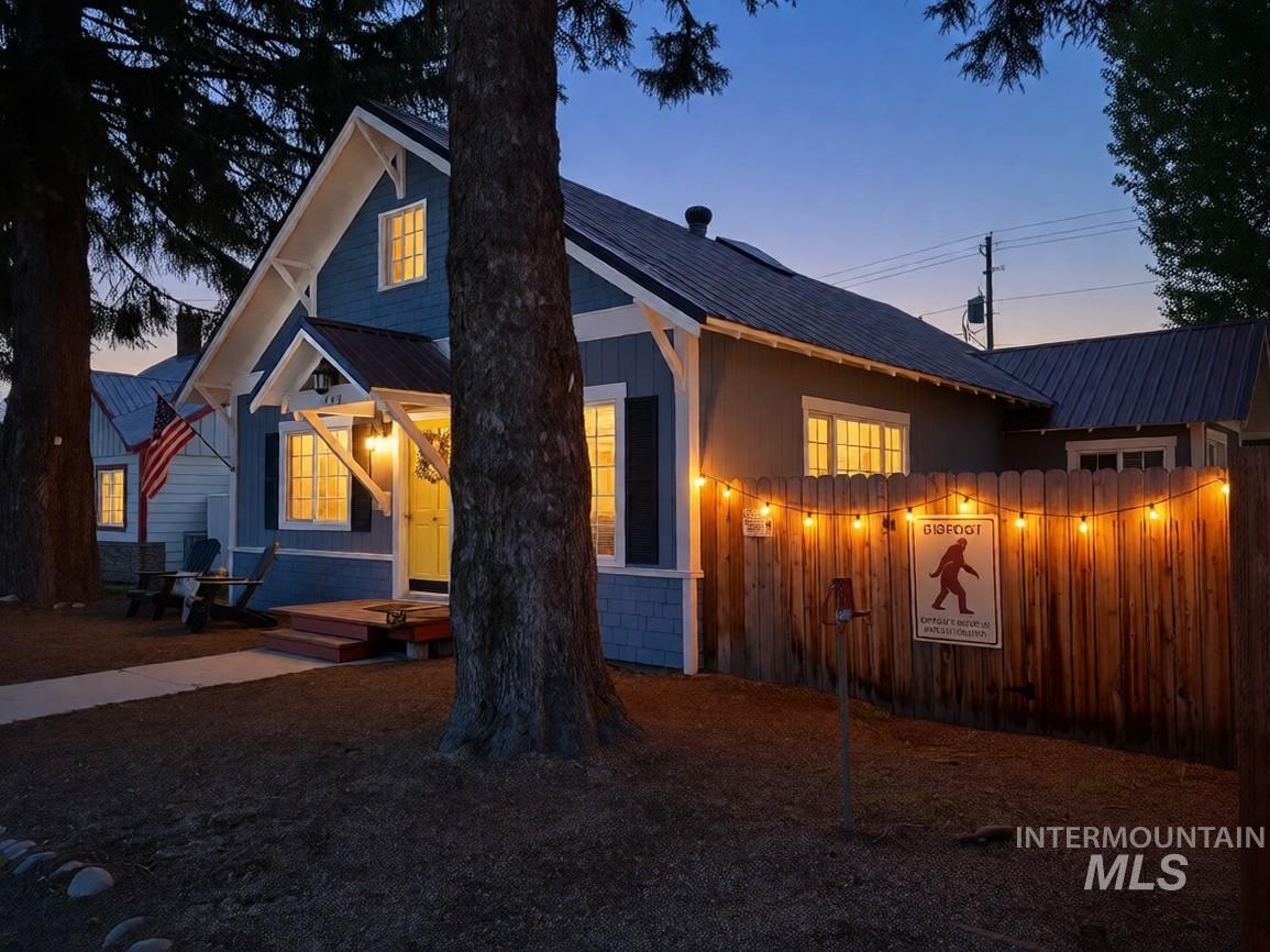 209 S Front St., Cascade ID 83611