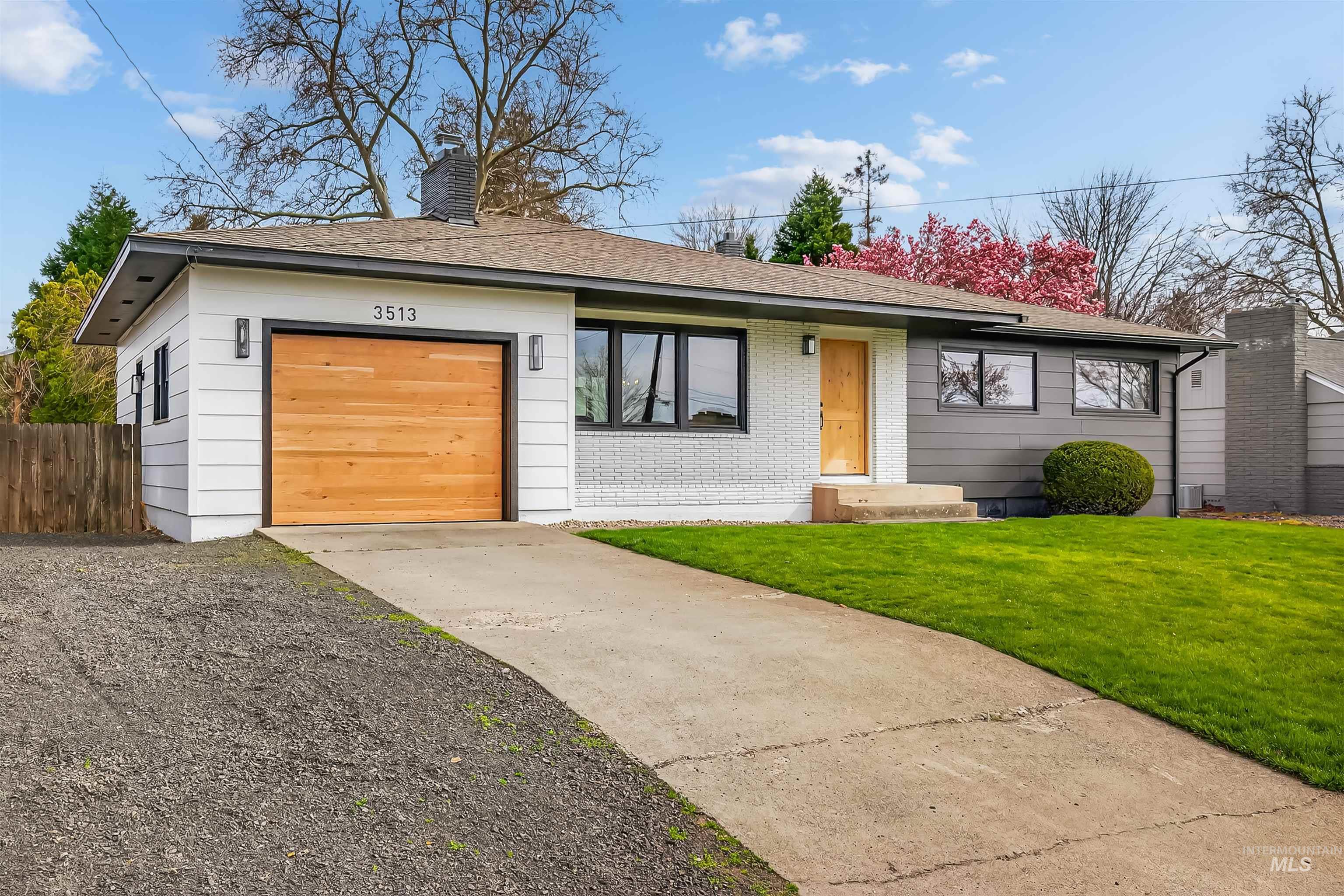 3513 8th Street C, Lewiston ID 83501