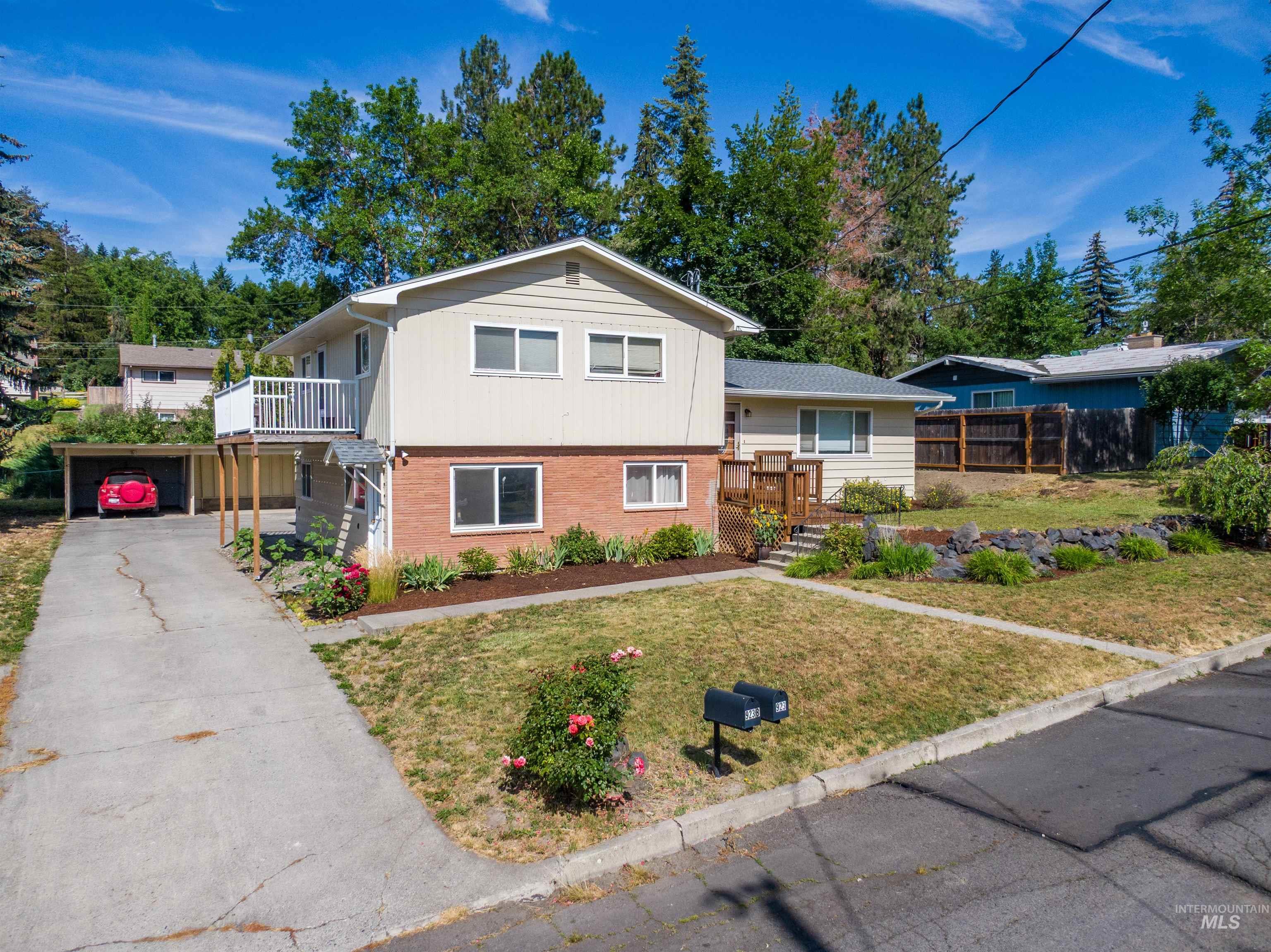 923 N Cleveland St, Moscow ID 83843