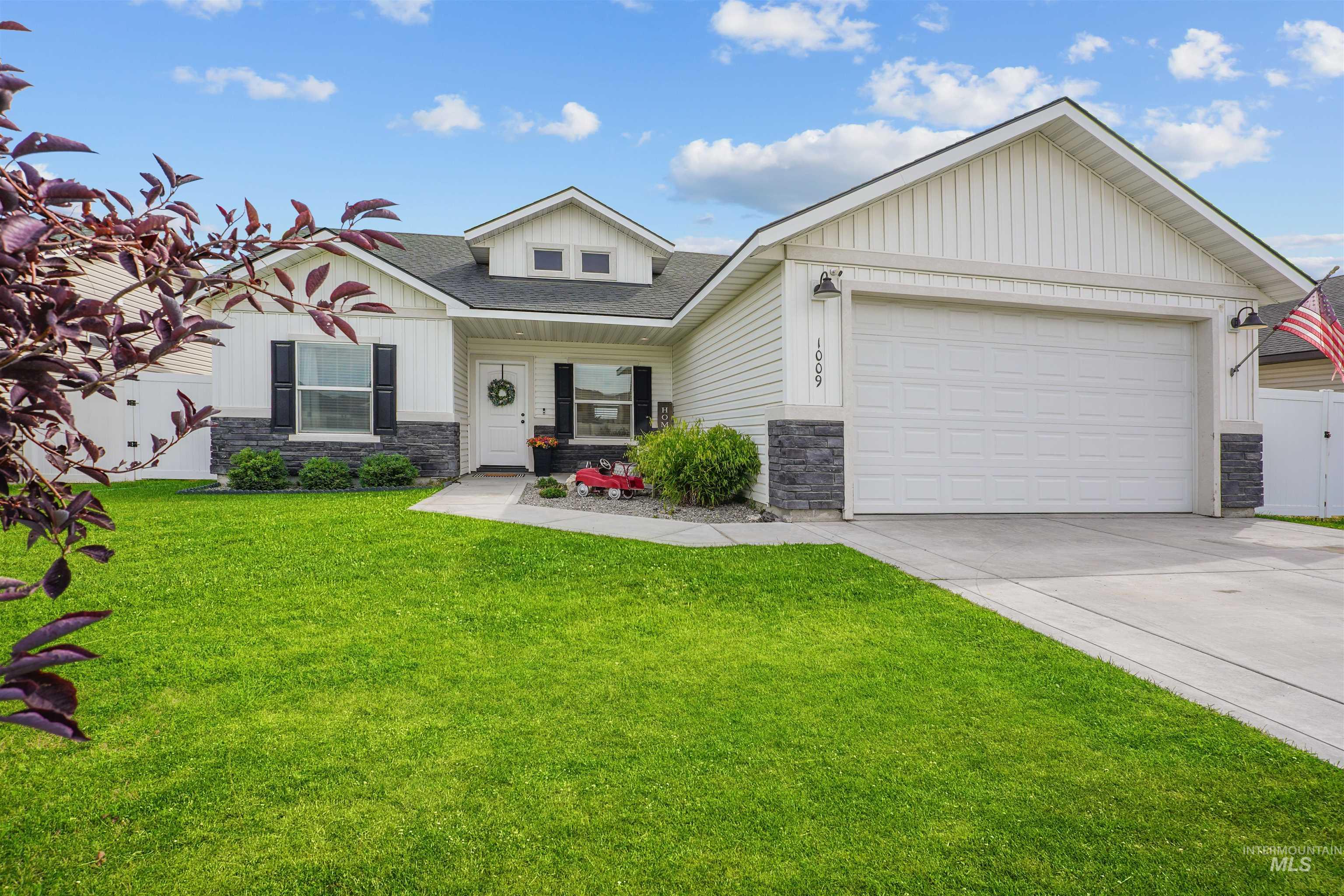 1009 Magnolia St, Burley ID 83318