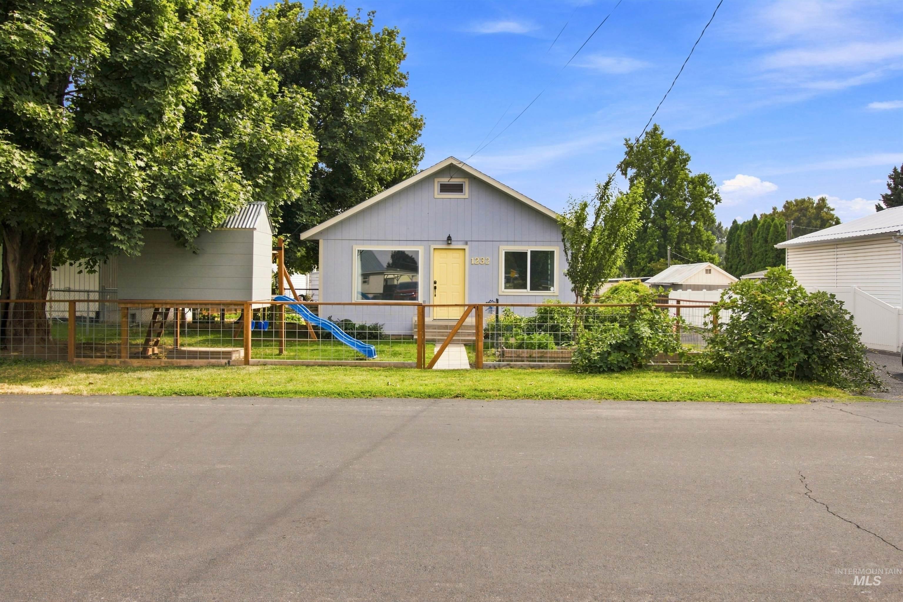 1232 &1232 1/2 Grelle Ave, Lewiston ID 83501