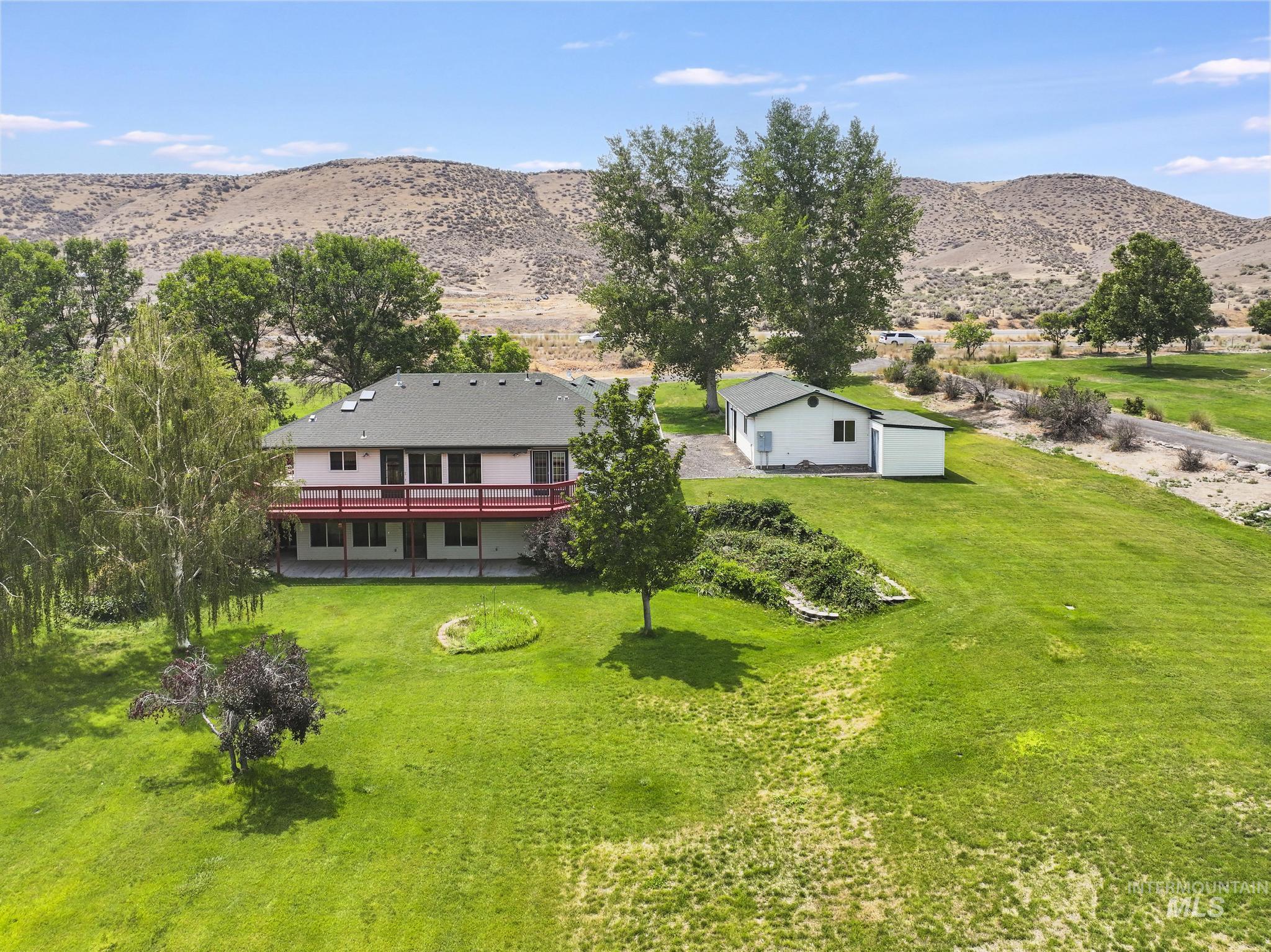 19010 Hwy 30, Buhl ID 83316