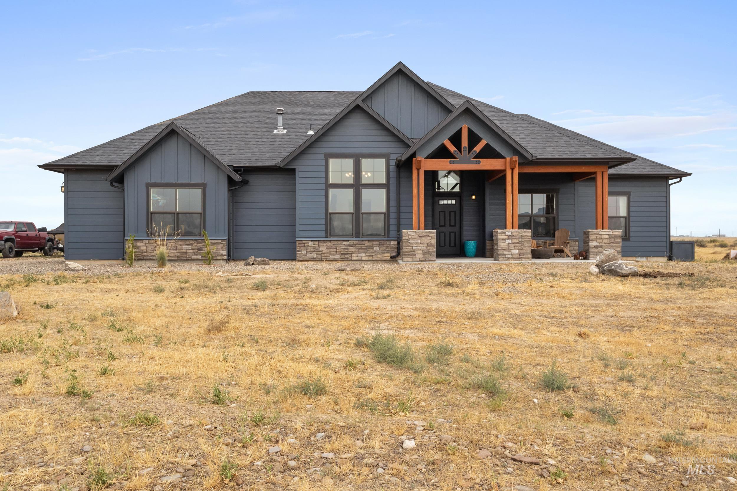 1936 E Bonanza Ct, Mountain Home ID 83647