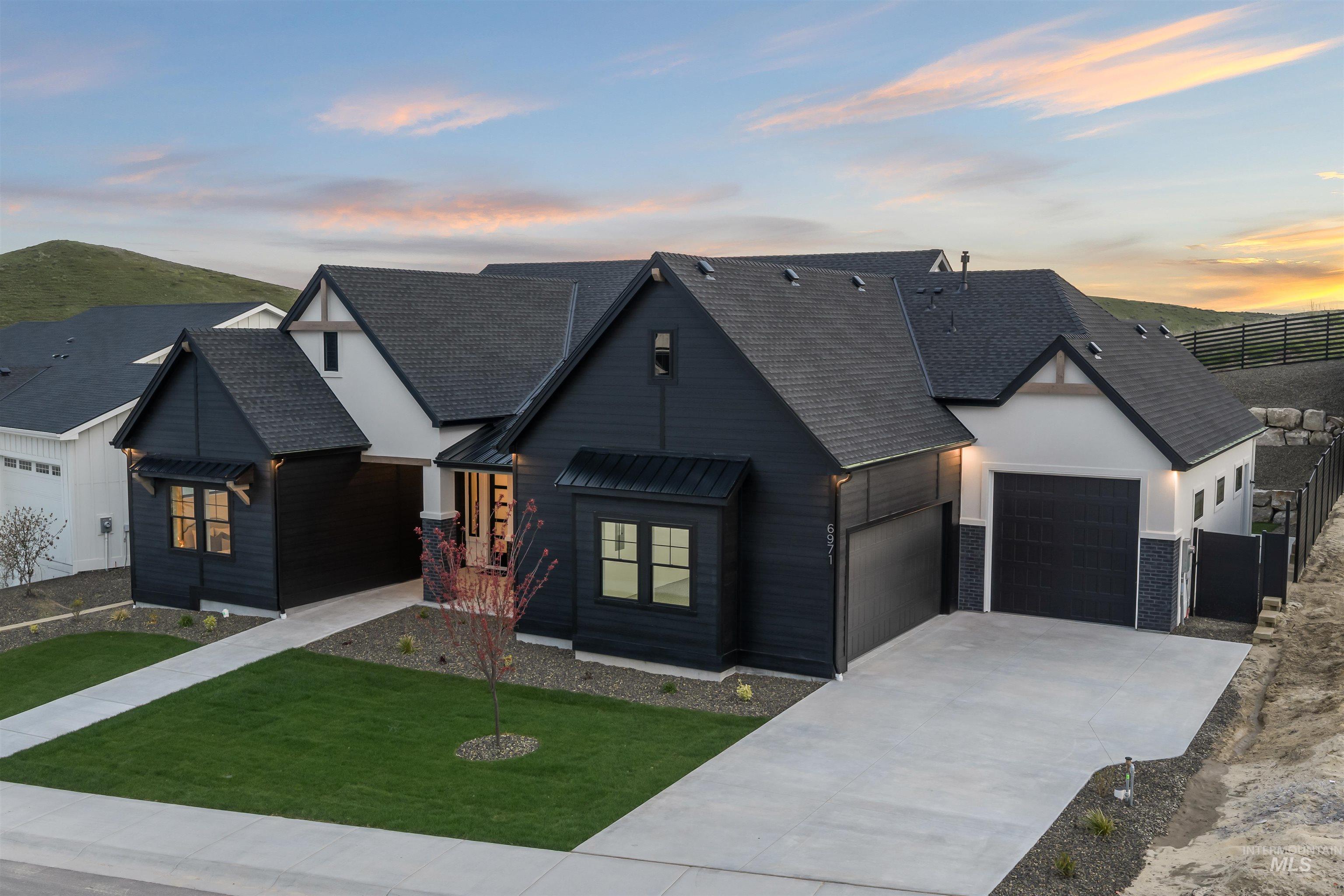6971 N Cairnhill Way, Eagle ID 83616
