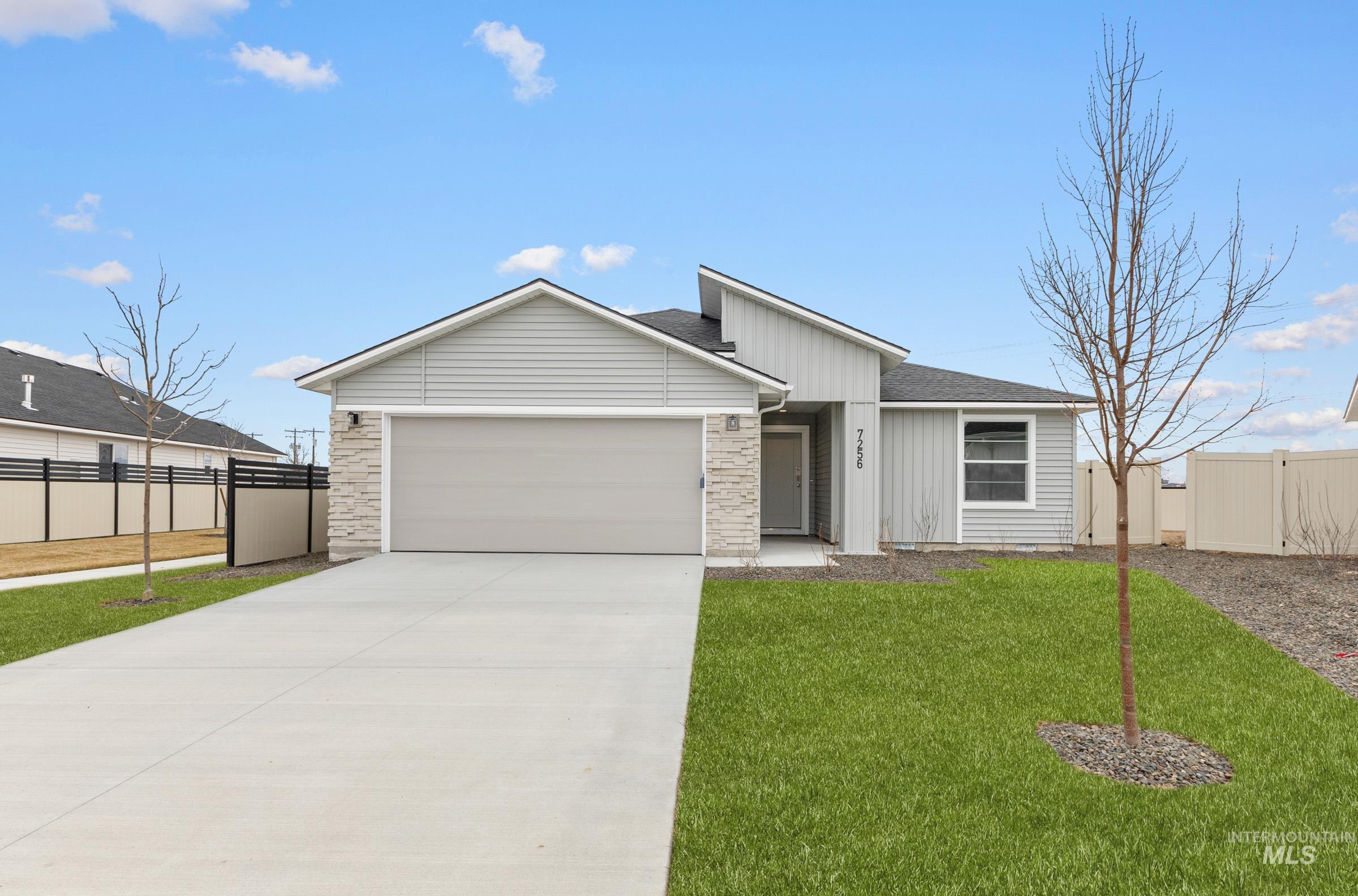 582 Oliver St, Emmett ID 83617