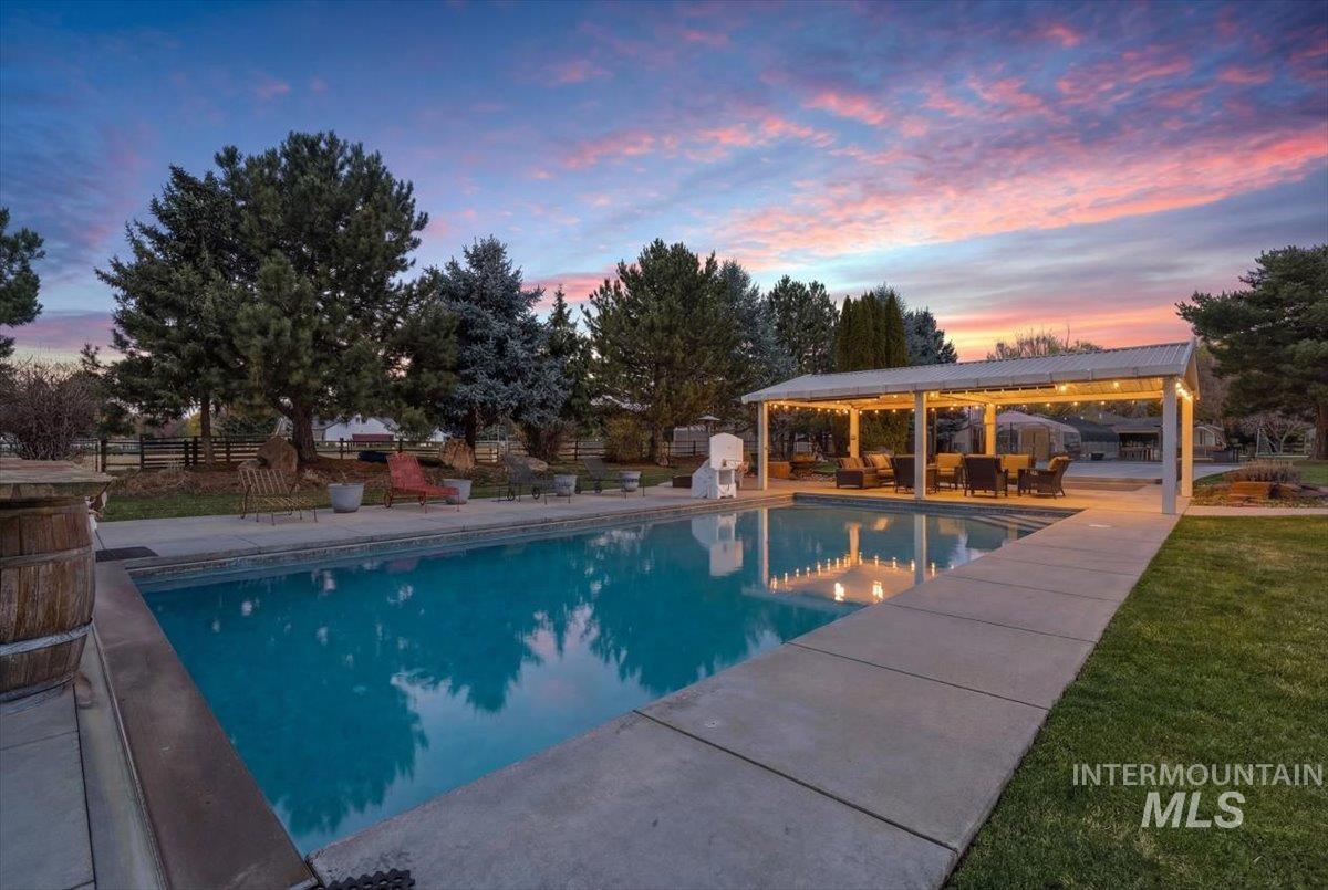 264 W Rush Ct, Eagle ID 83616