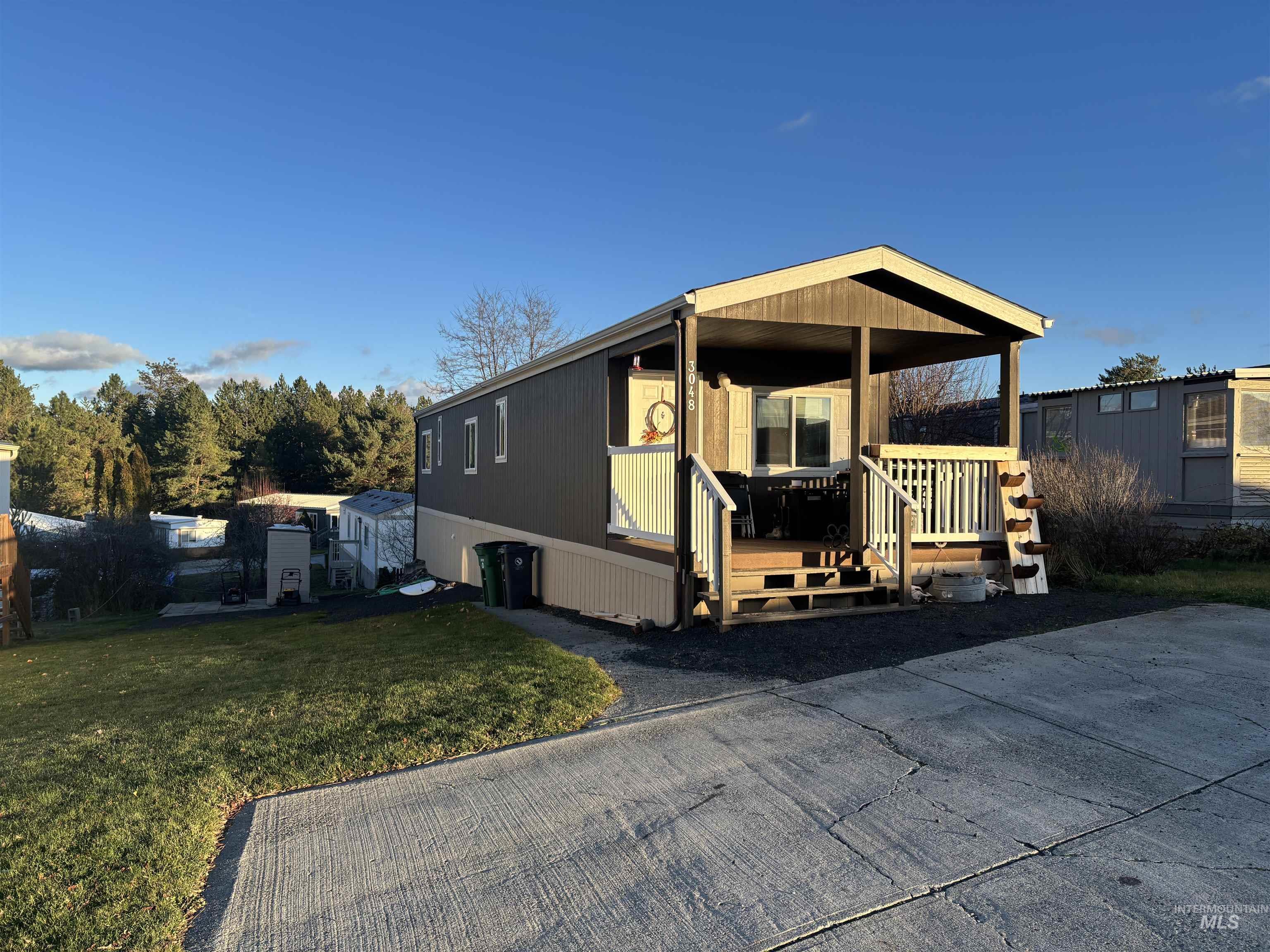 609 N Almon # 3048, Moscow ID 83843