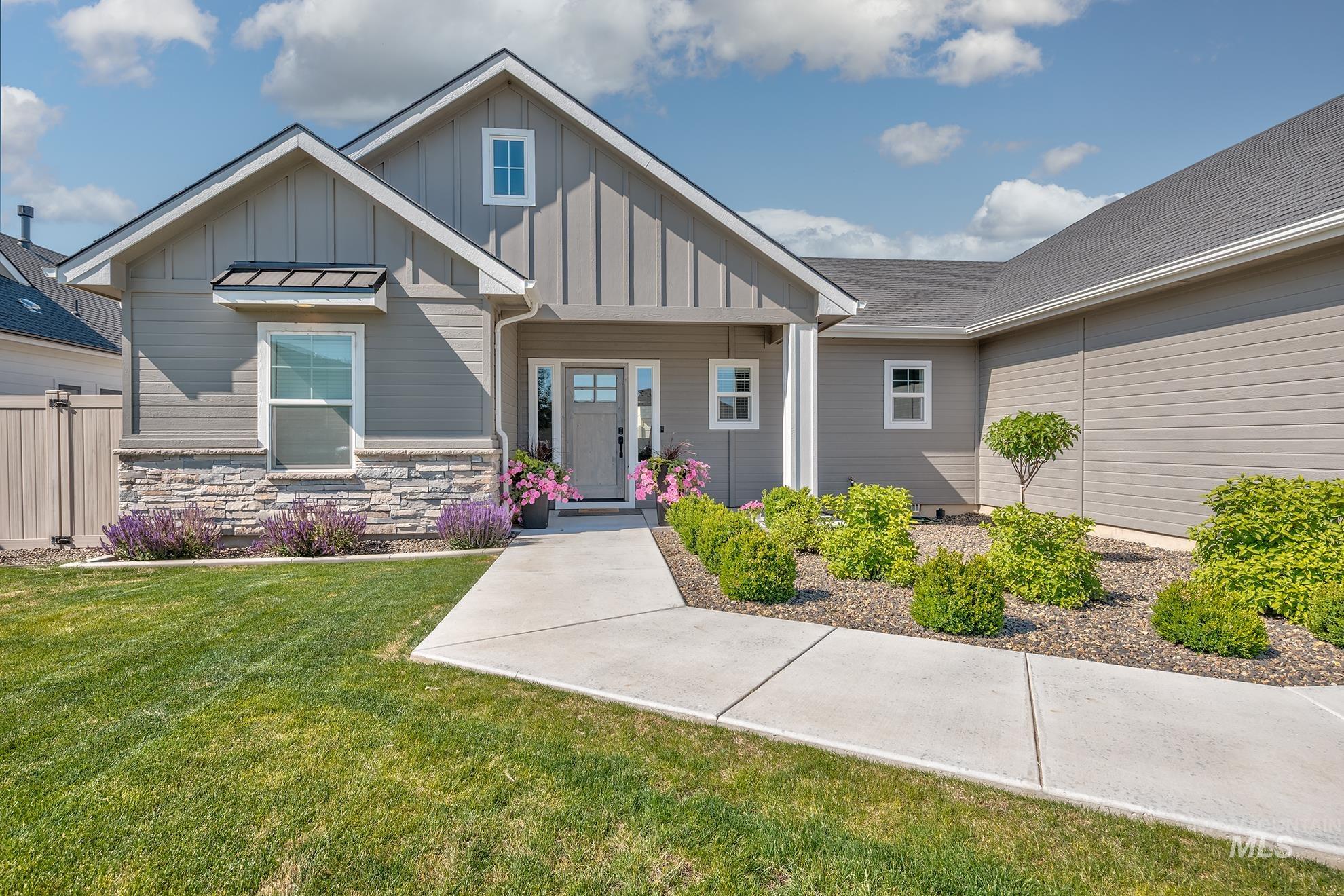 211 NE 8th Street, Fruitland ID 83619