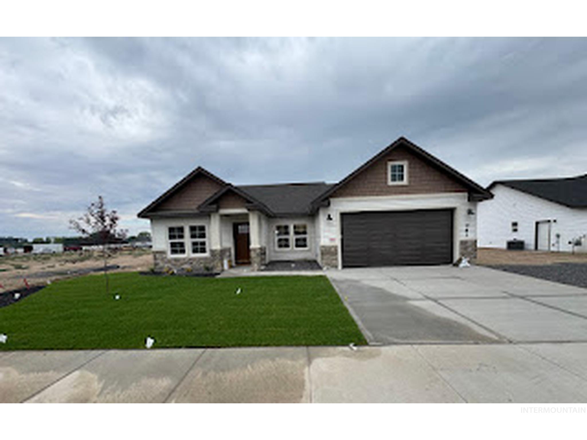 963 Tunnel St, Twin Falls ID 83301