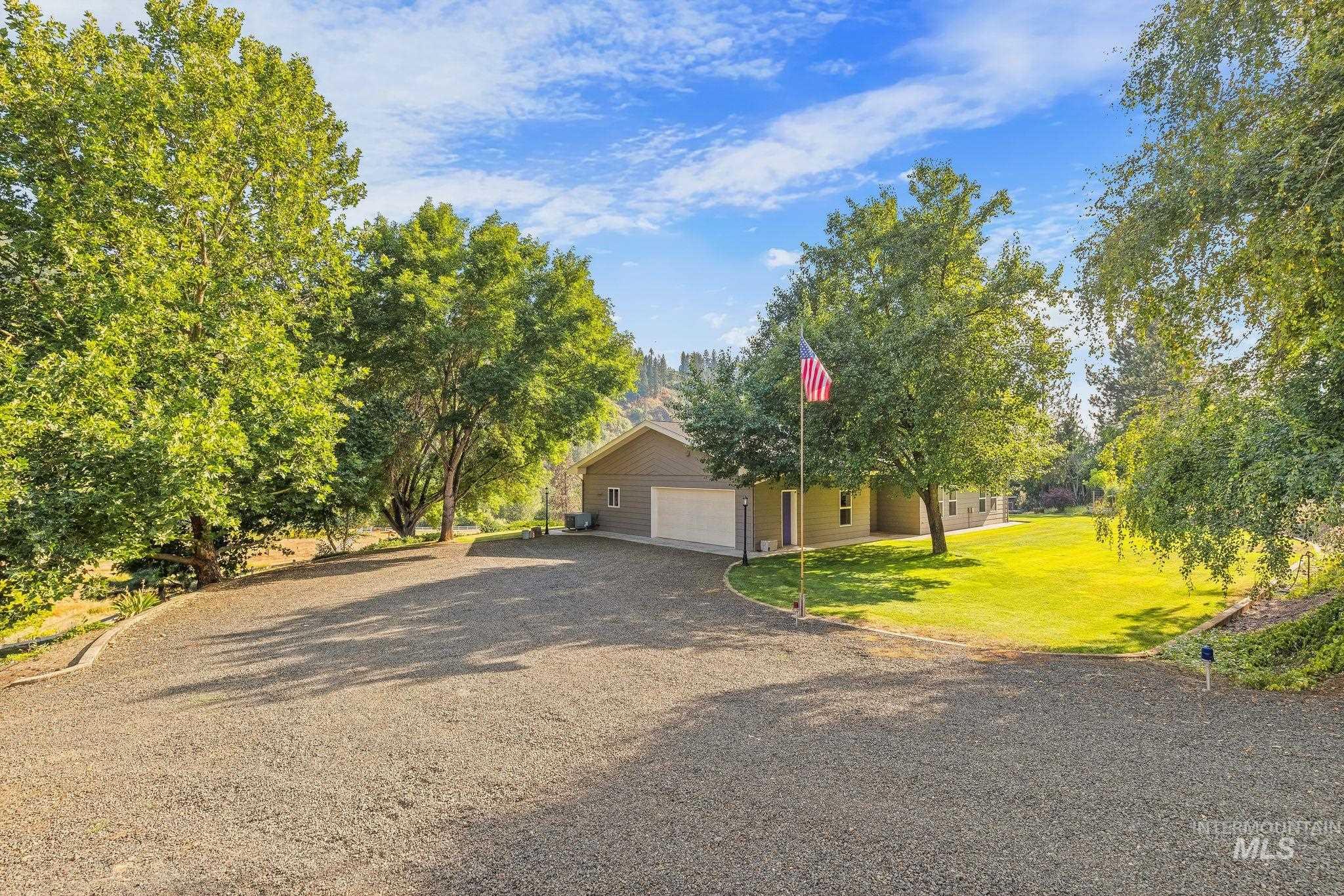 1091 Cedar Ridge Rd., Kendrick ID 83537