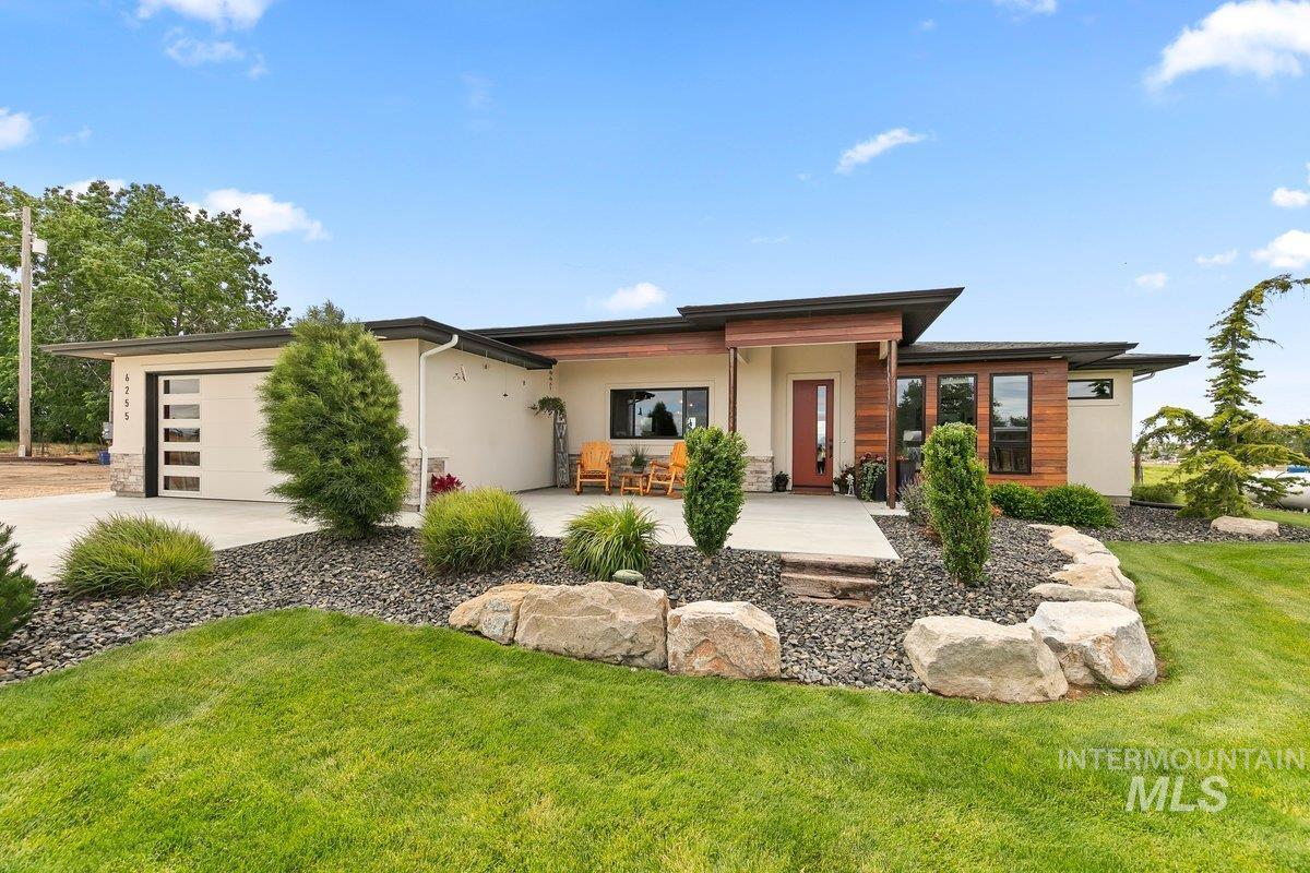 6255 Bennett Rd., Nampa ID 83686