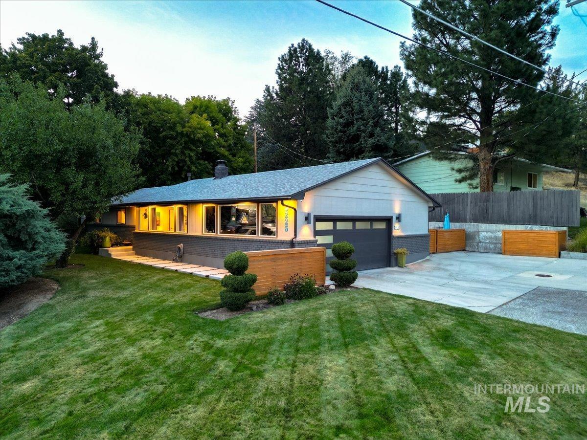 3225 N 27th, Boise ID 83702