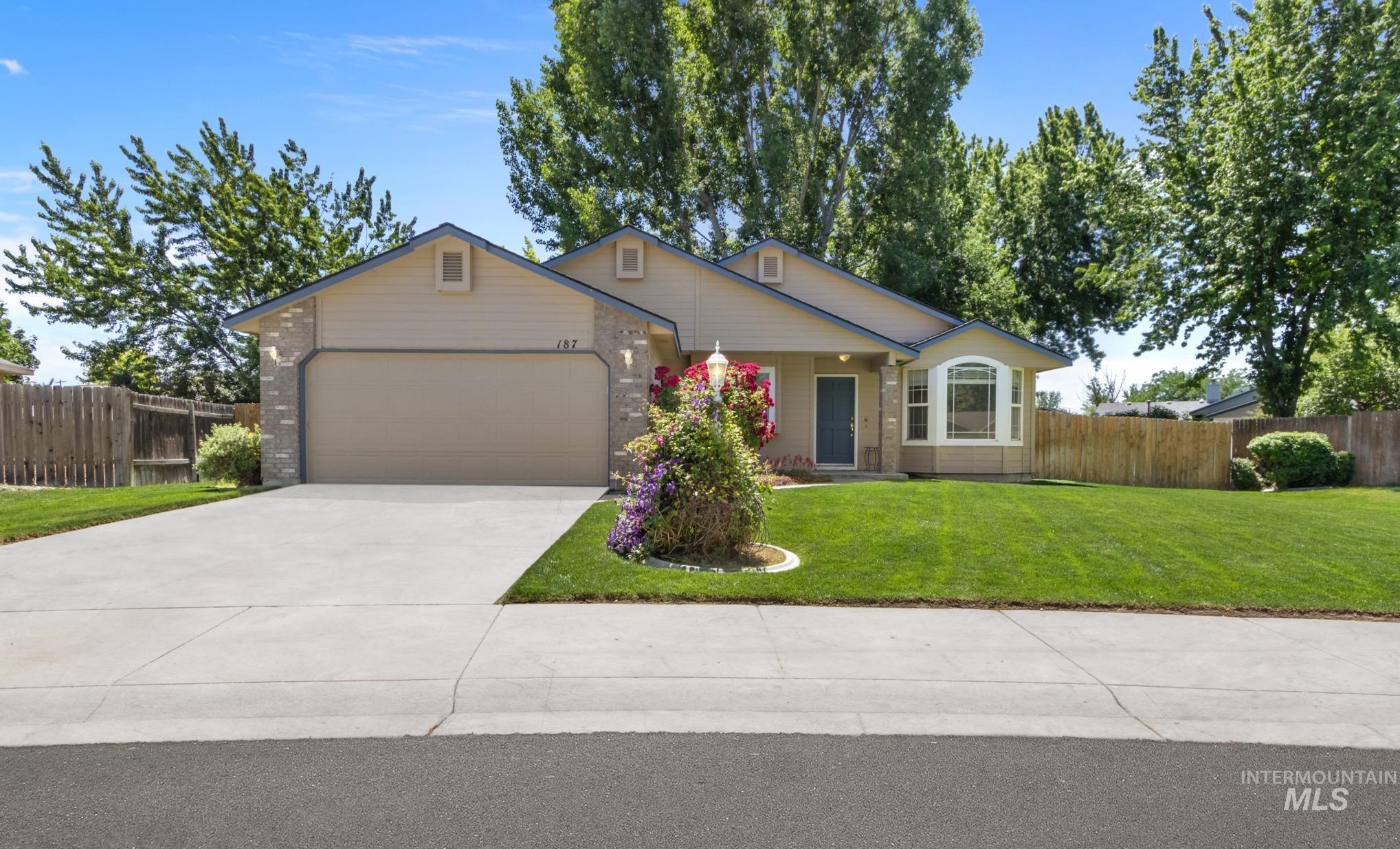 187 W Chrisfield Dr, Meridian ID 83646