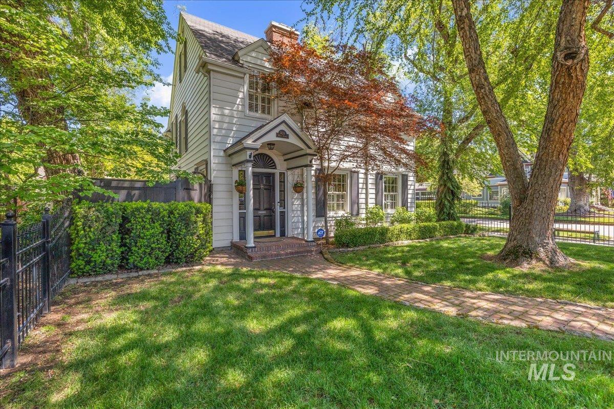 1424 E Warm Springs Ave, Boise ID 83712