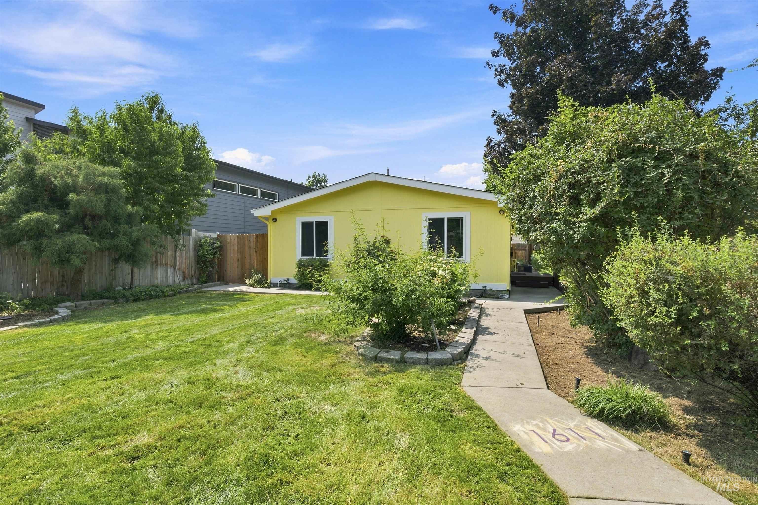 1611 S Vermont Avenue, Boise ID 83706