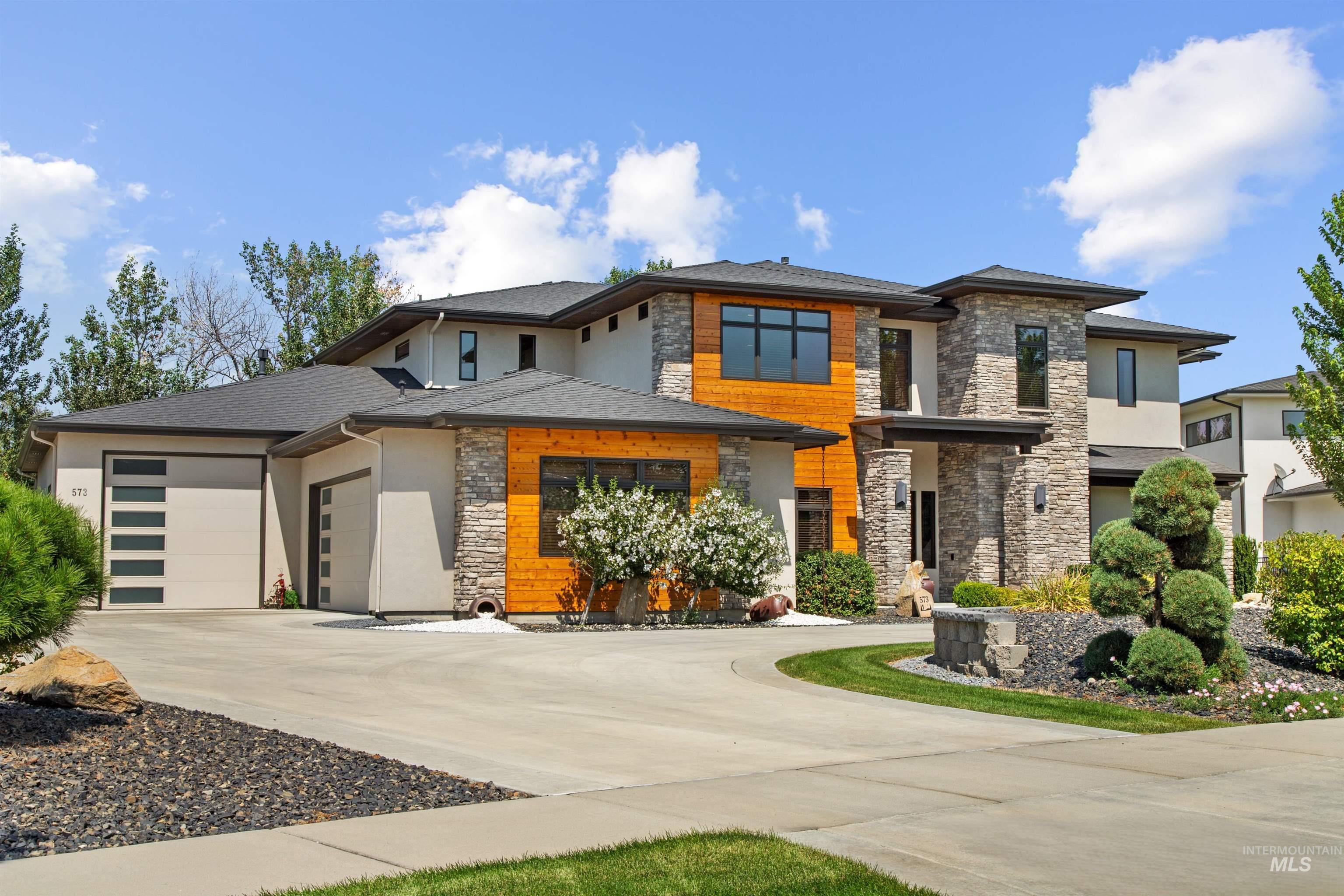 573 S Brentbrook Lane, Eagle ID 83616
