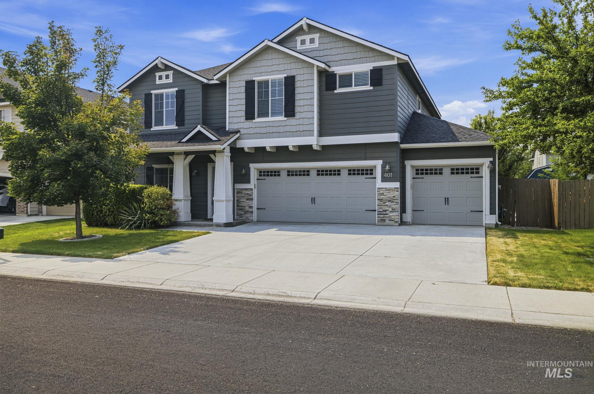 401 E Joshua Tree Dr, Meridian ID 83646