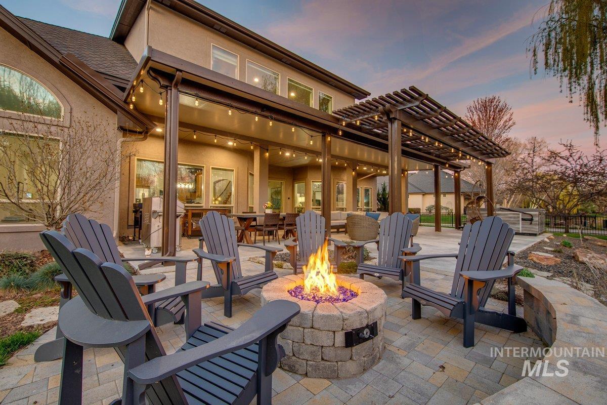 1013 E Rivers End Drive, Eagle ID 83616