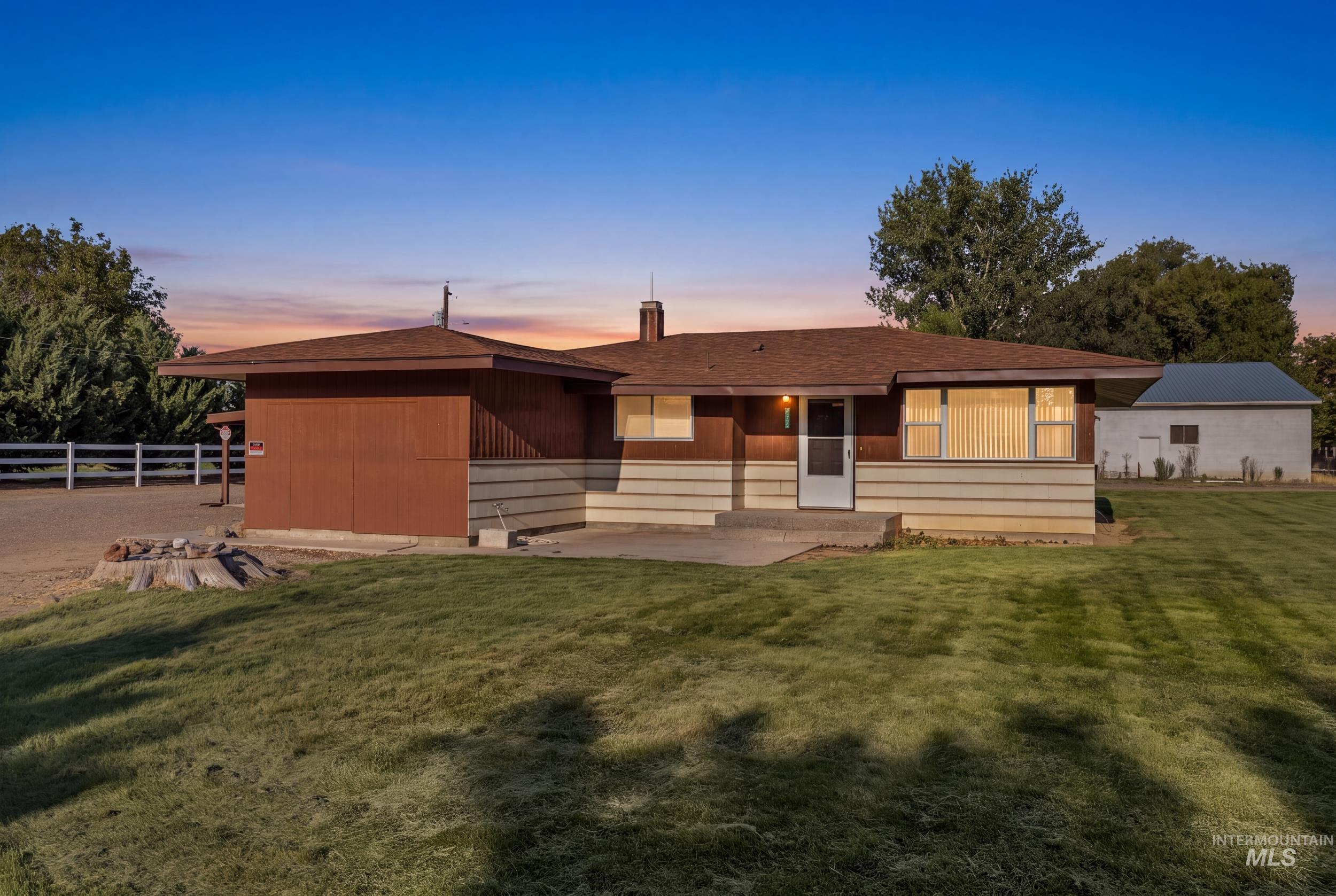 8034 N Pennsylvania Ave, Fruitland ID 83619