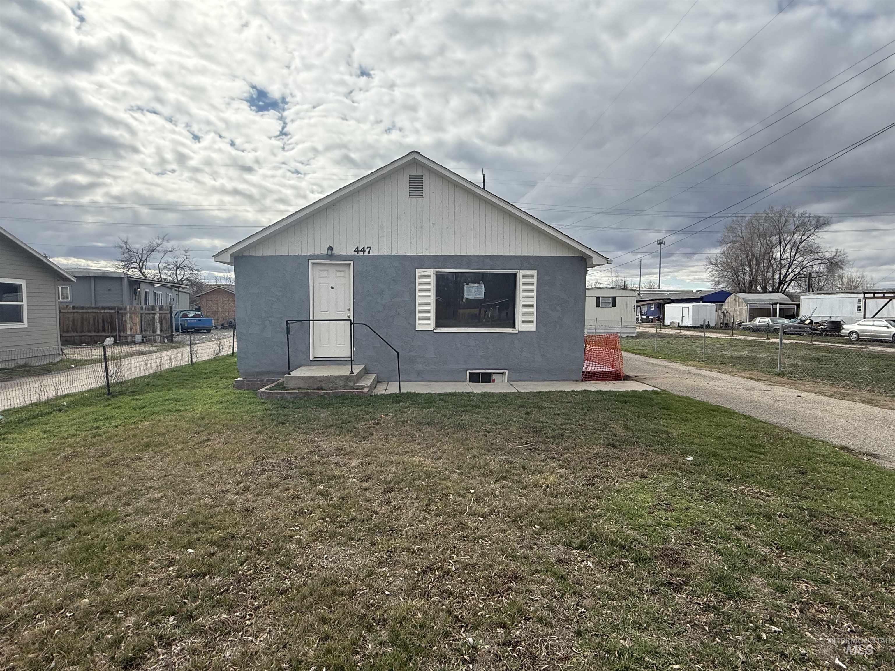 447 1st St N, Nampa ID 83687
