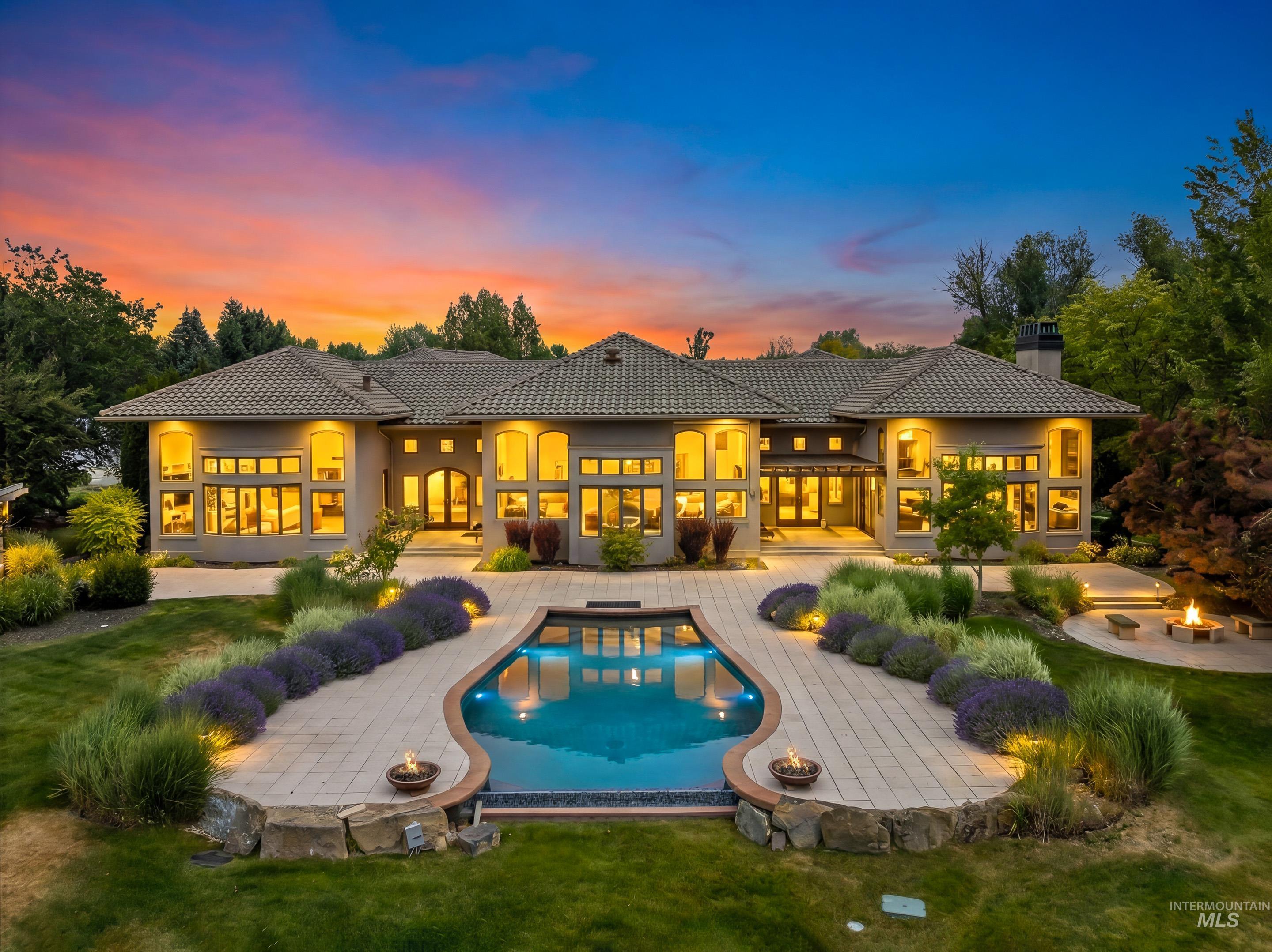 2698 W Penick Pointe Lane, Meridian ID 83646