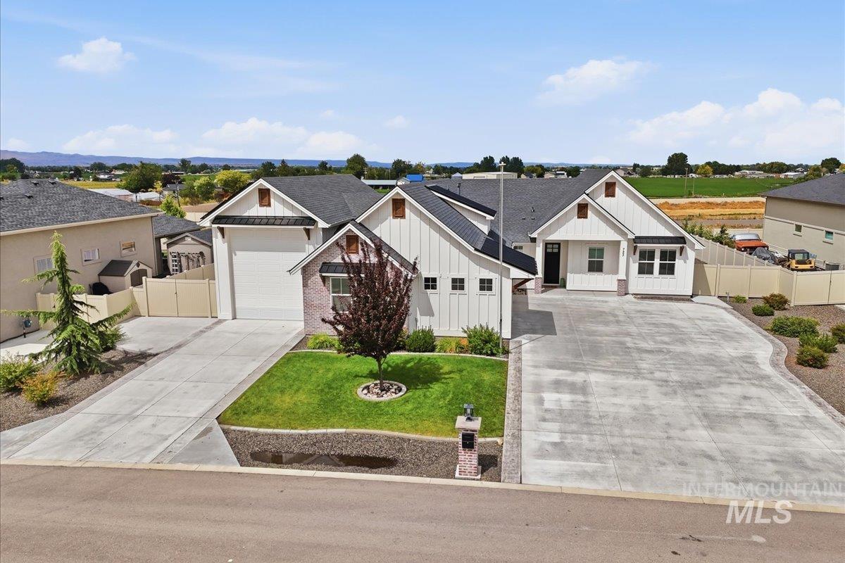 723 S Bristol Ln, Nampa ID 83687