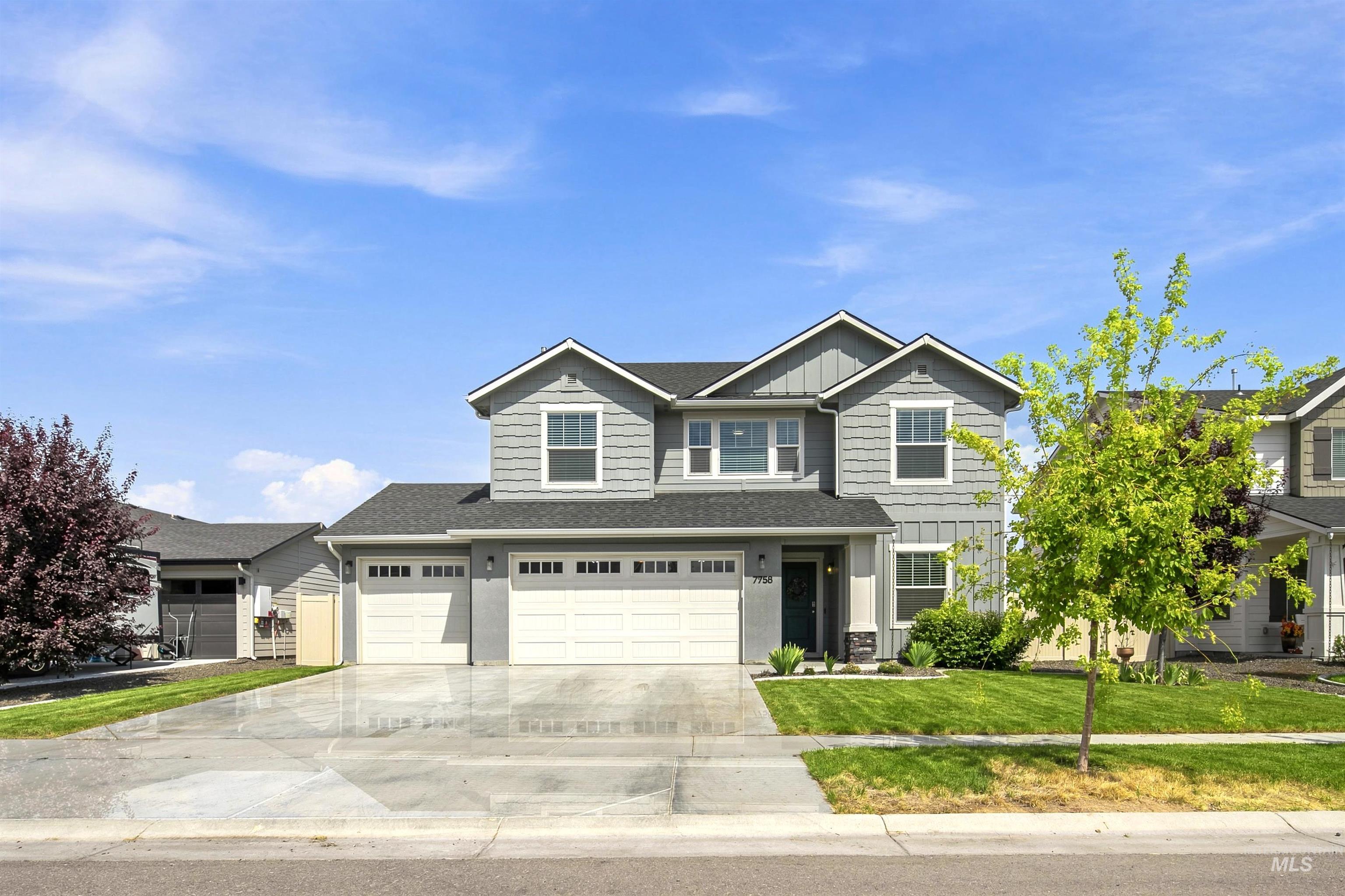 7758 E Rogue Dr, Nampa ID 83687