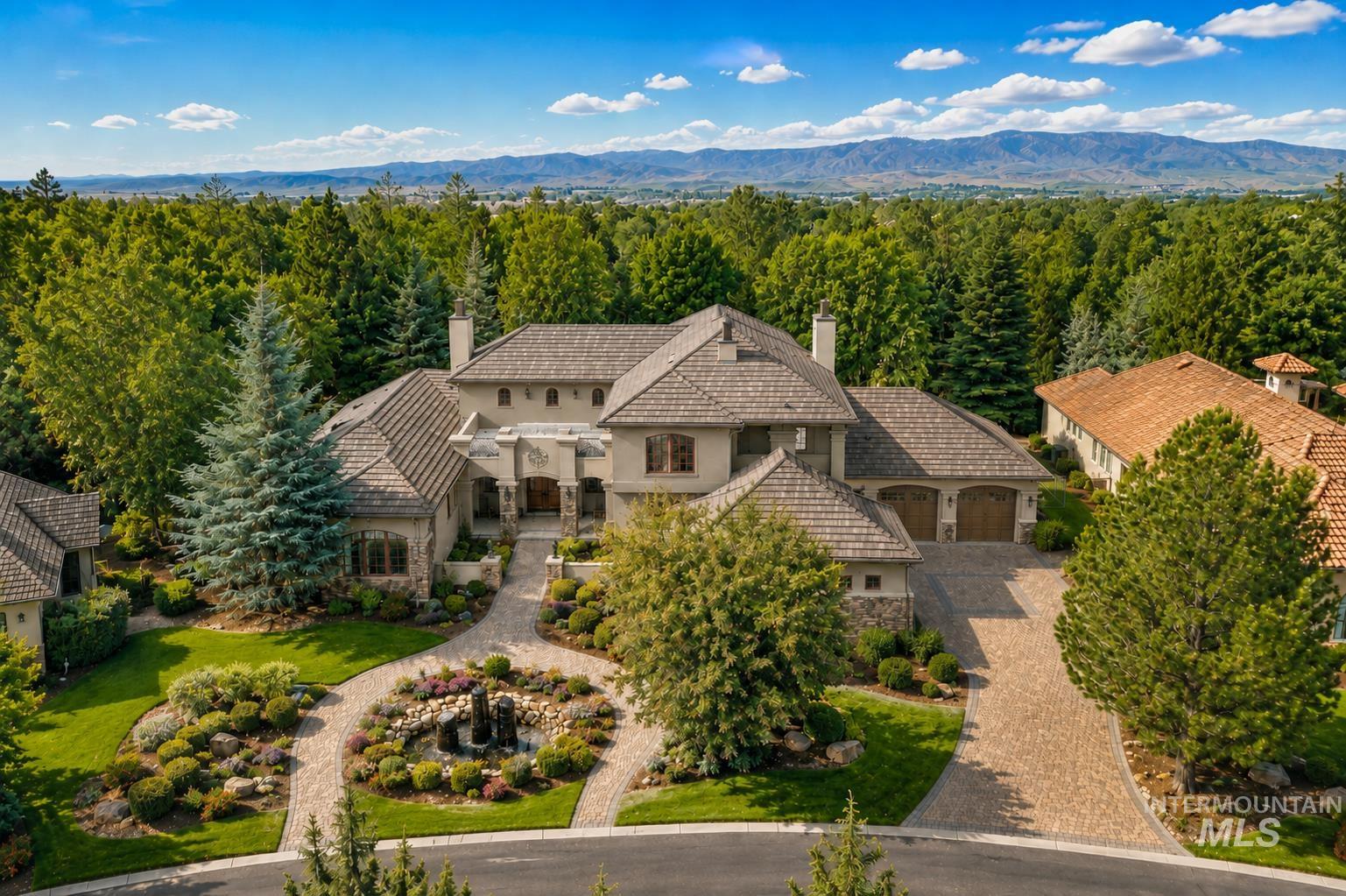 1020 W Shearwater Lane, Eagle ID 83616
