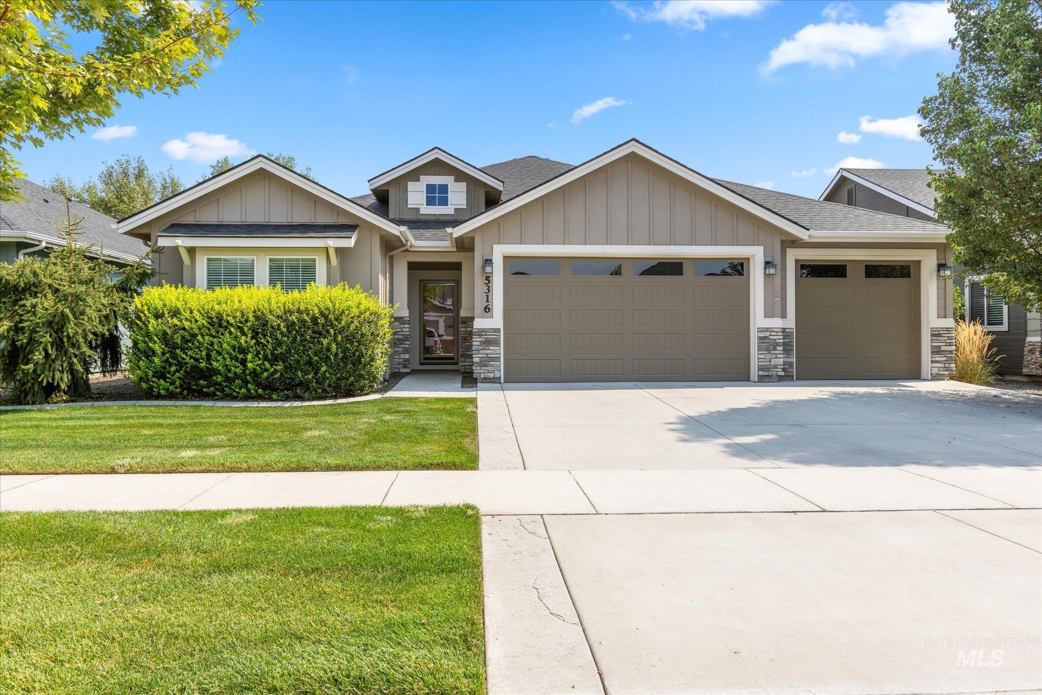 5316 N Peppard Avenue, Meridian ID 83646