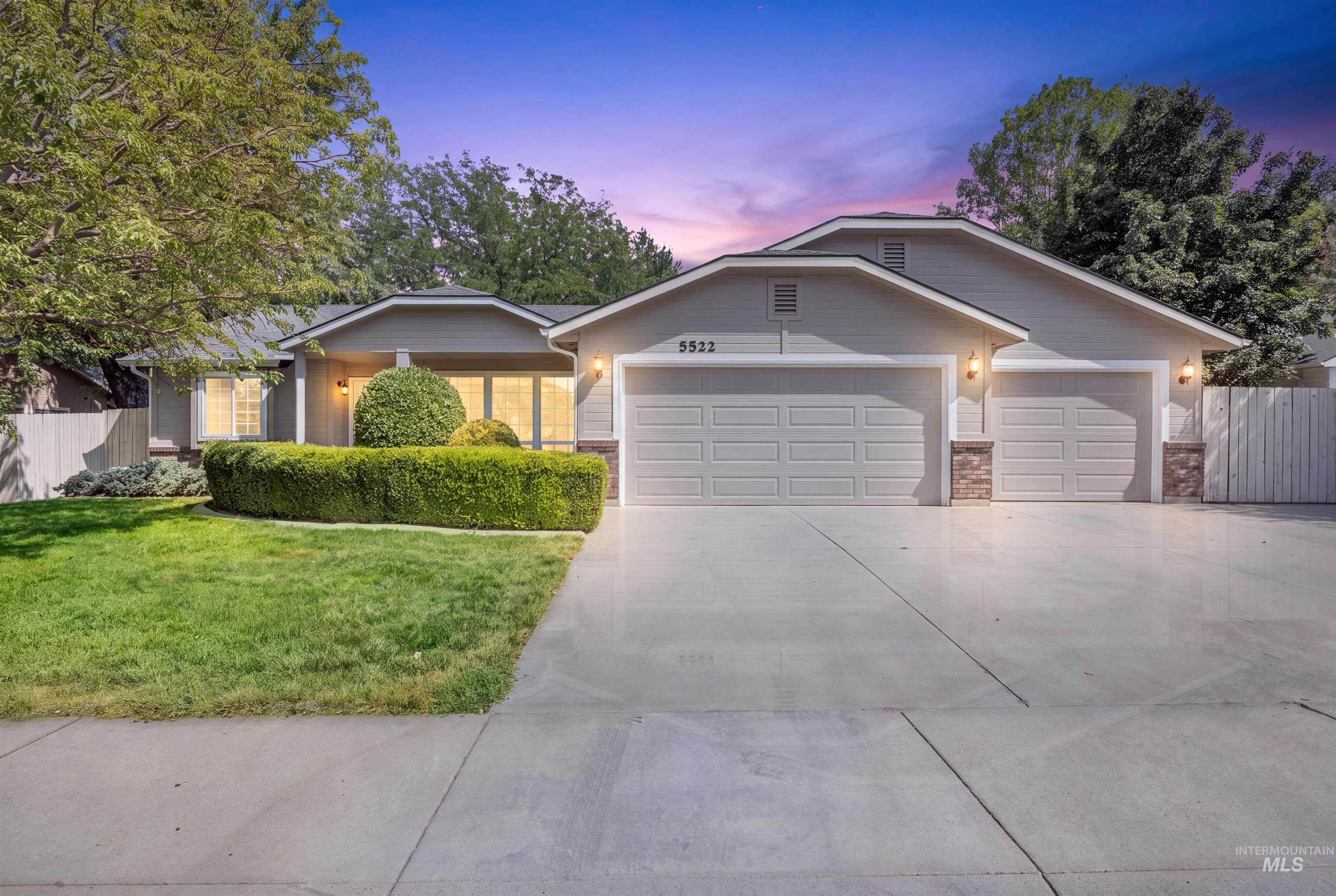 5522 S Santa Cruz, Boise ID 83709