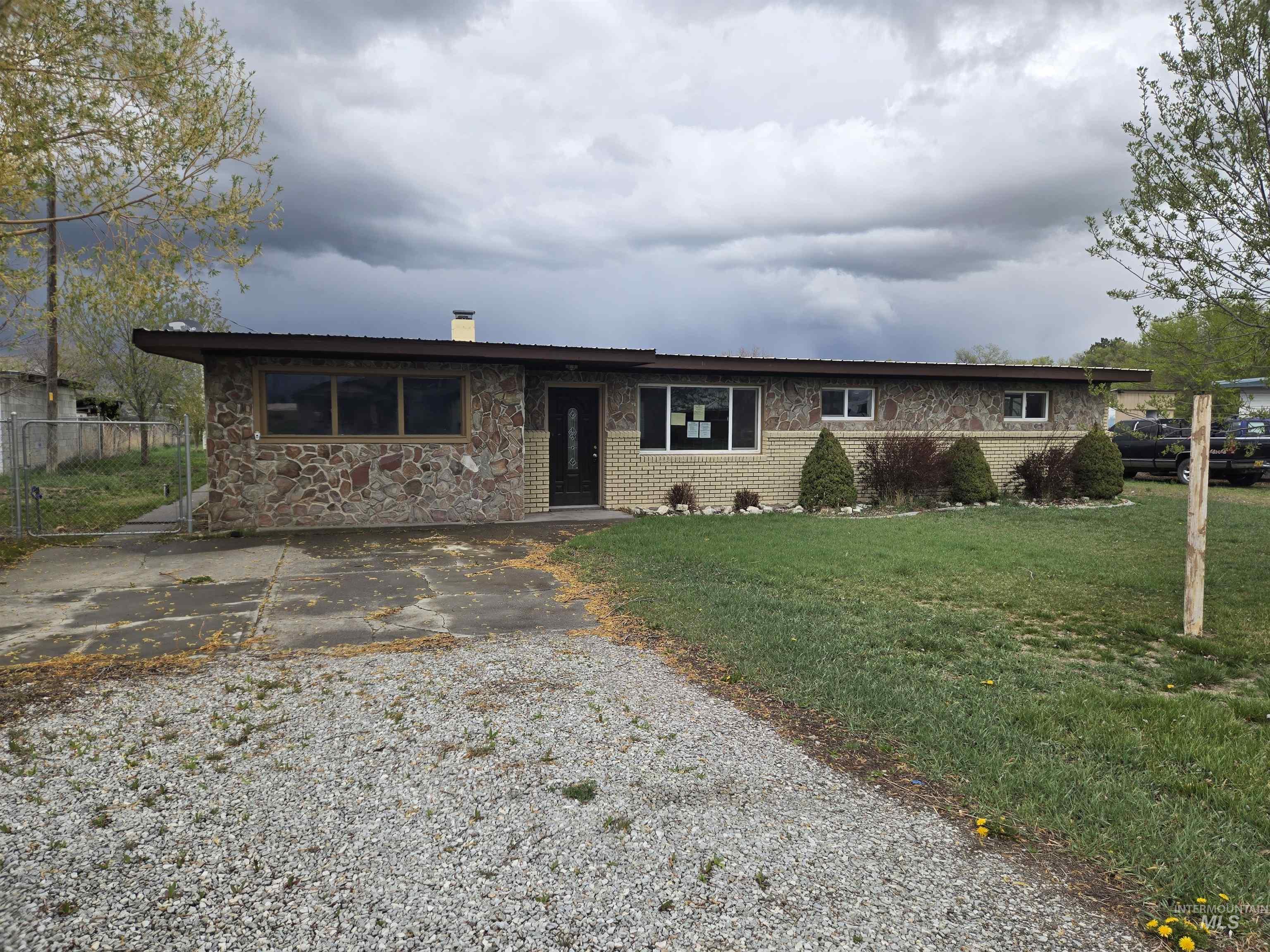 14 East 100 South, Rupert ID 83350