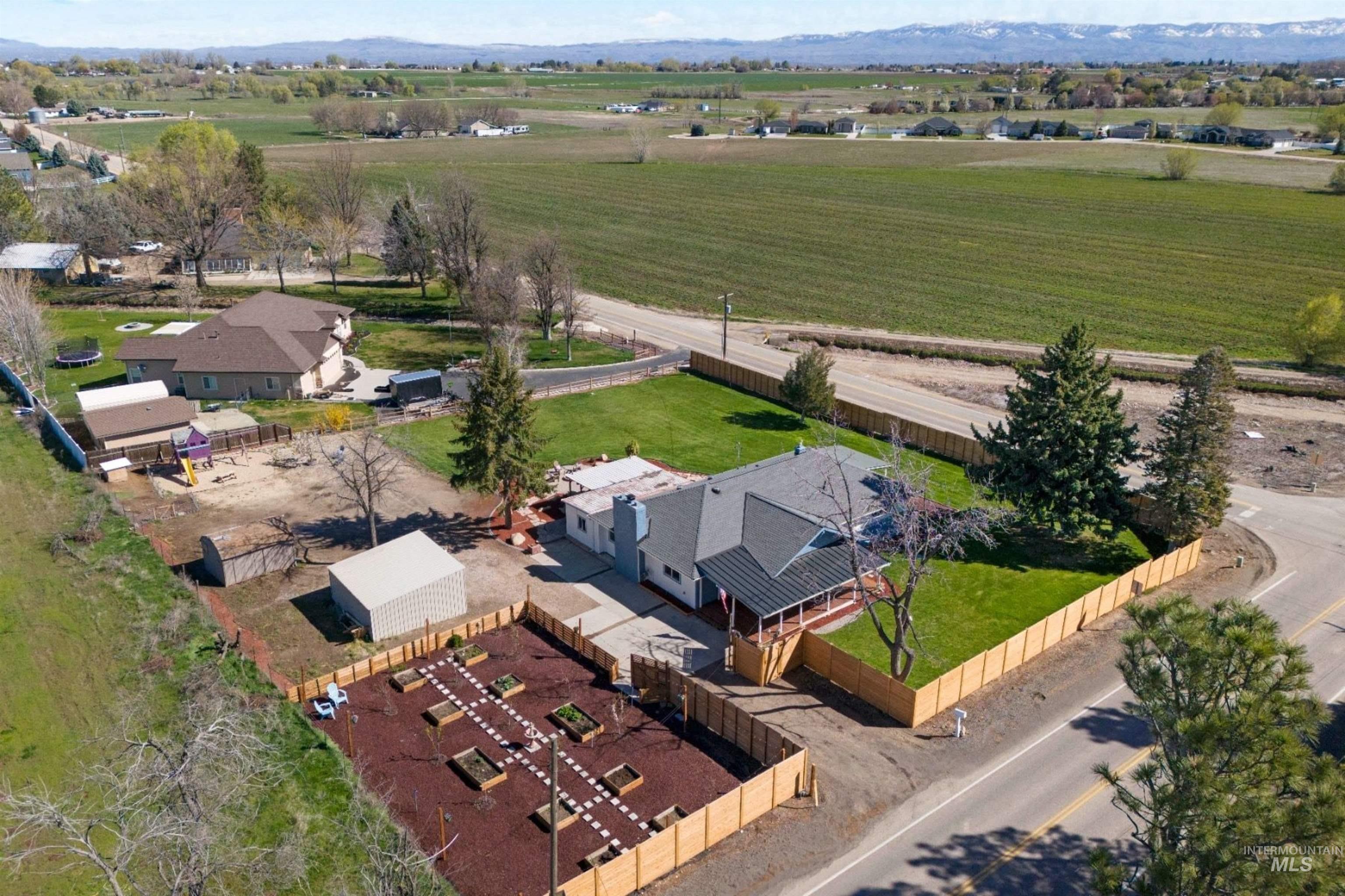 7816 E Victory, Nampa ID 83687