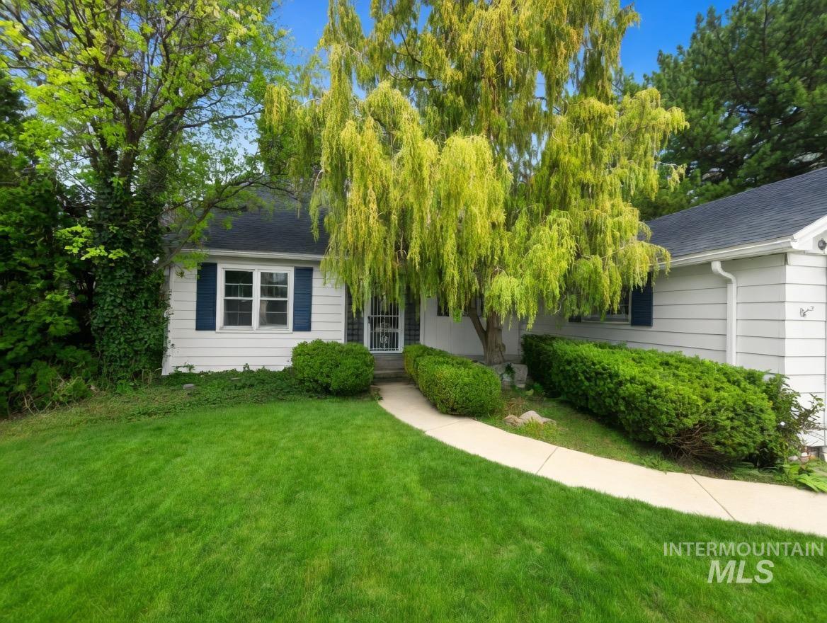 1131 11th Ave E, Twin Falls ID 83301