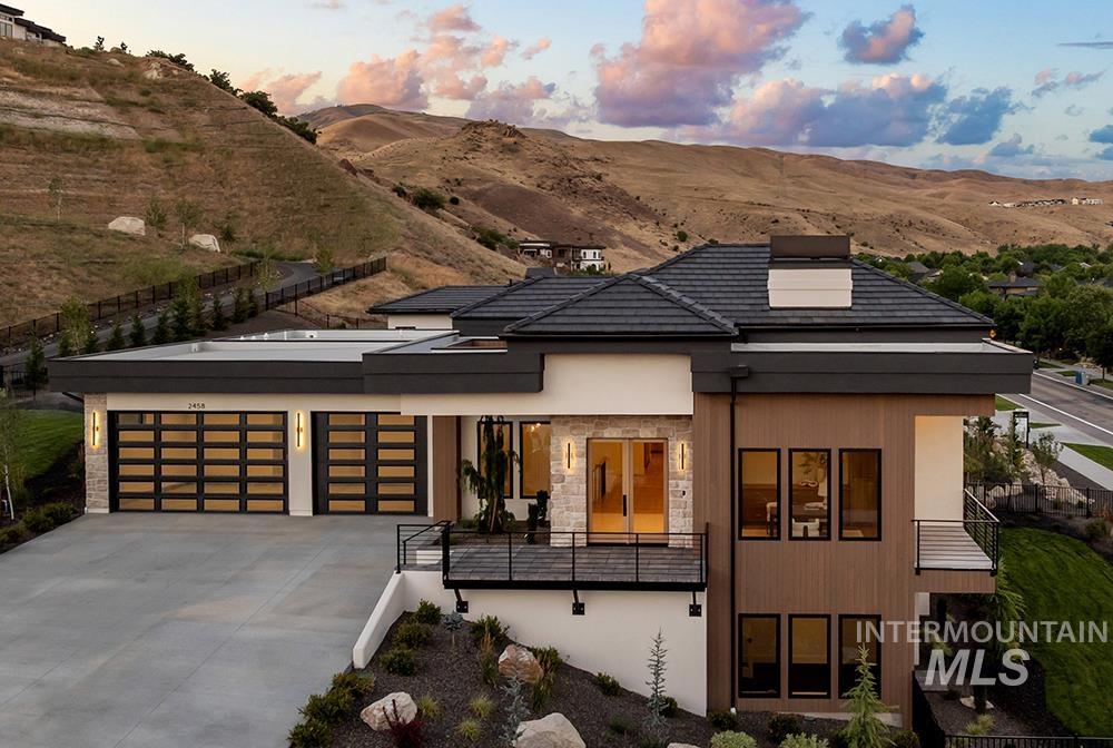 2458 S Globe Ln, Boise ID 83716
