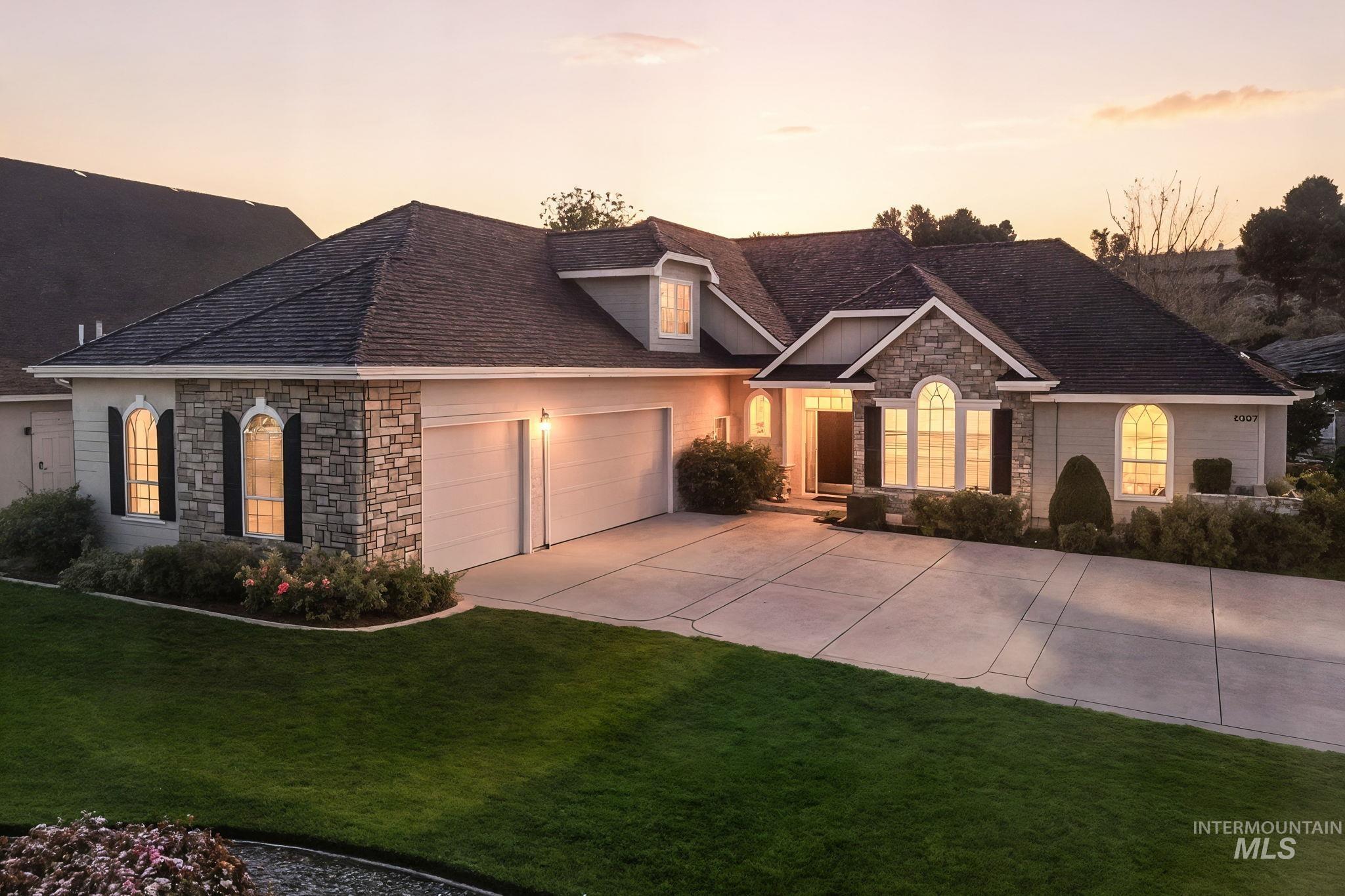 1007 W Oakhampton Drive, Eagle ID 83616